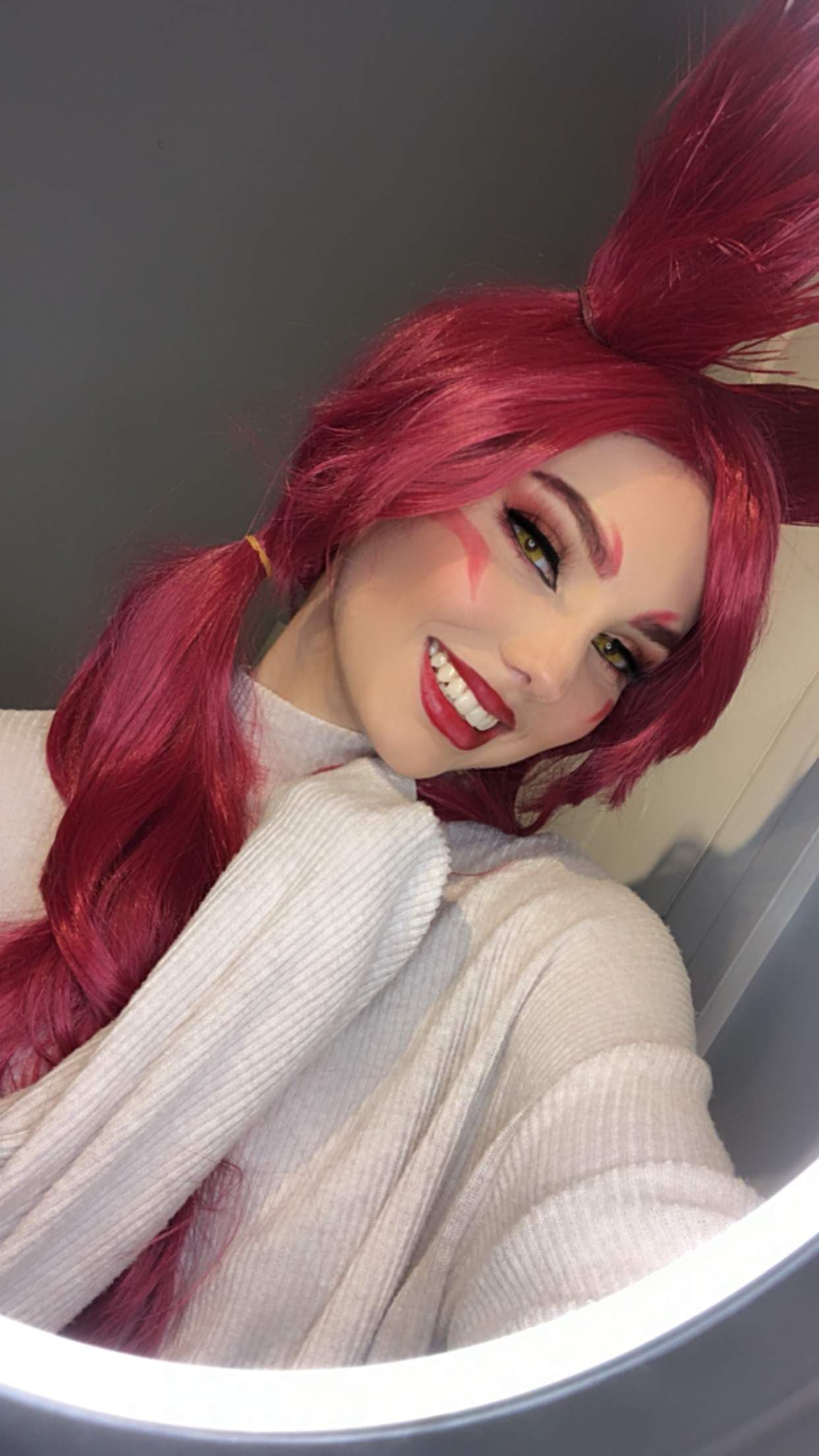 Lola Velvet
