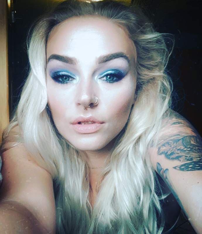 Dirty Girl