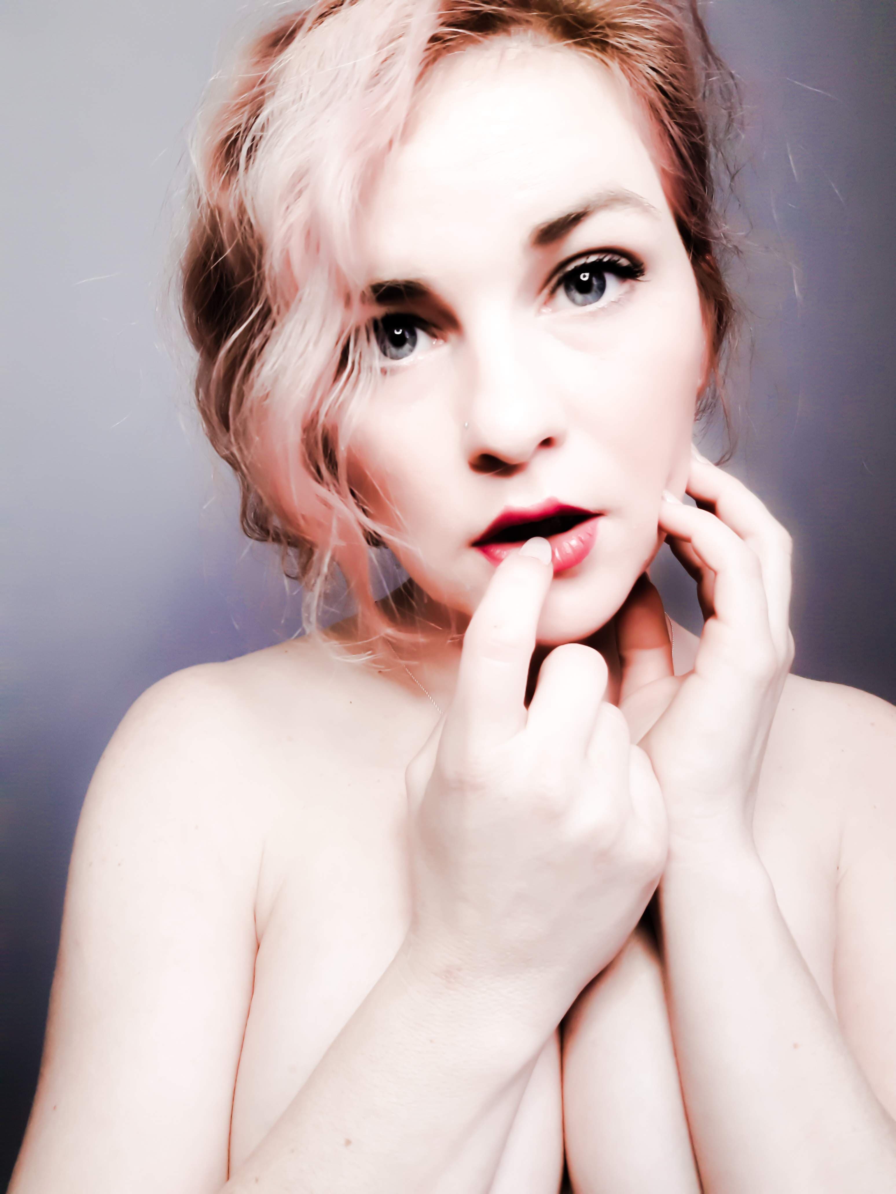 Alice Ayres