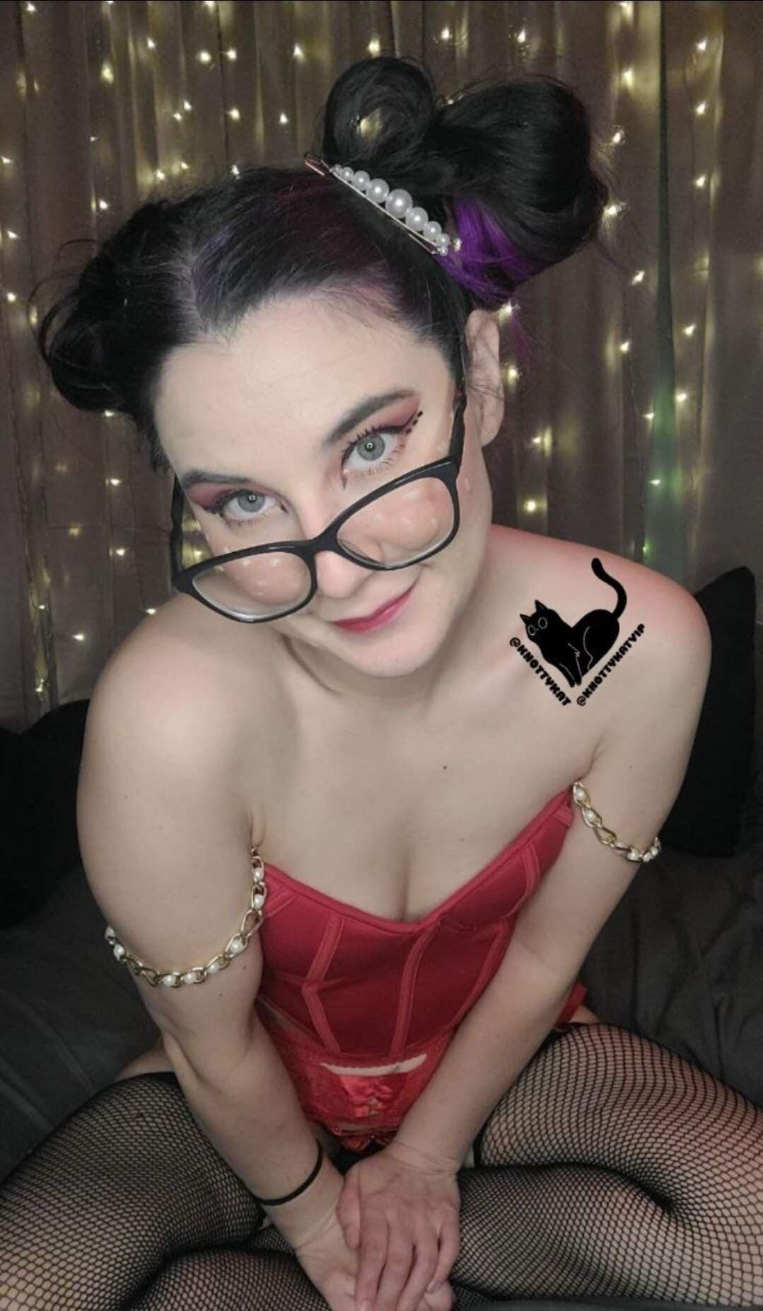 Knottykat💦 Petite Bratt