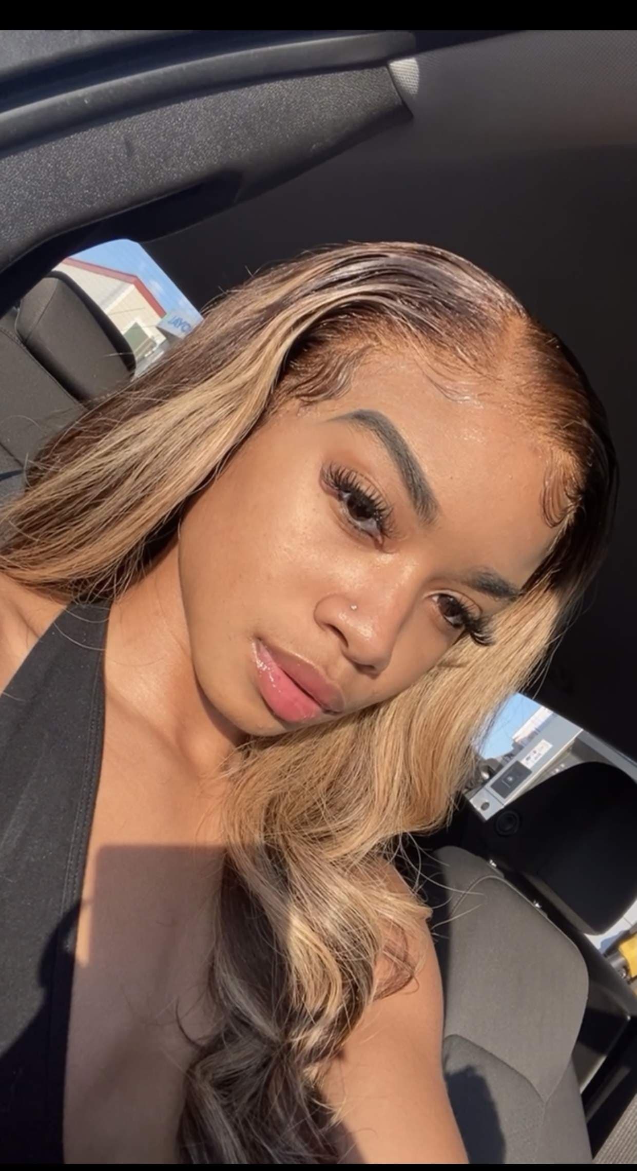 Nia🧞‍♀️