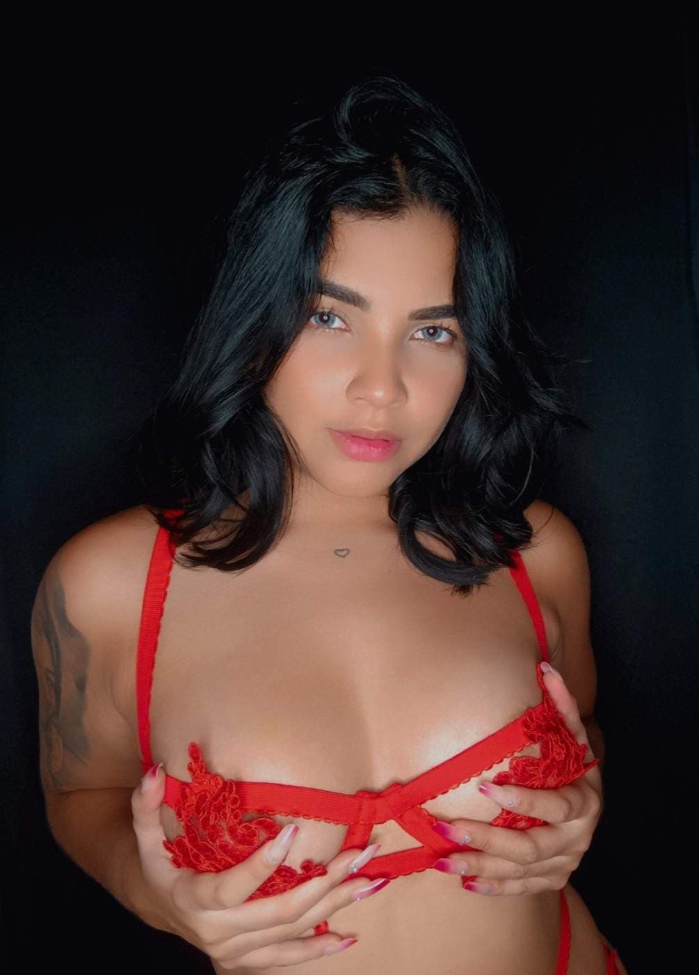 𝐙𝐀𝐌𝐈𝐑𝐀 𝐇𝐎𝐍𝐍𝐘🍒 VIDEO CALL 24/7