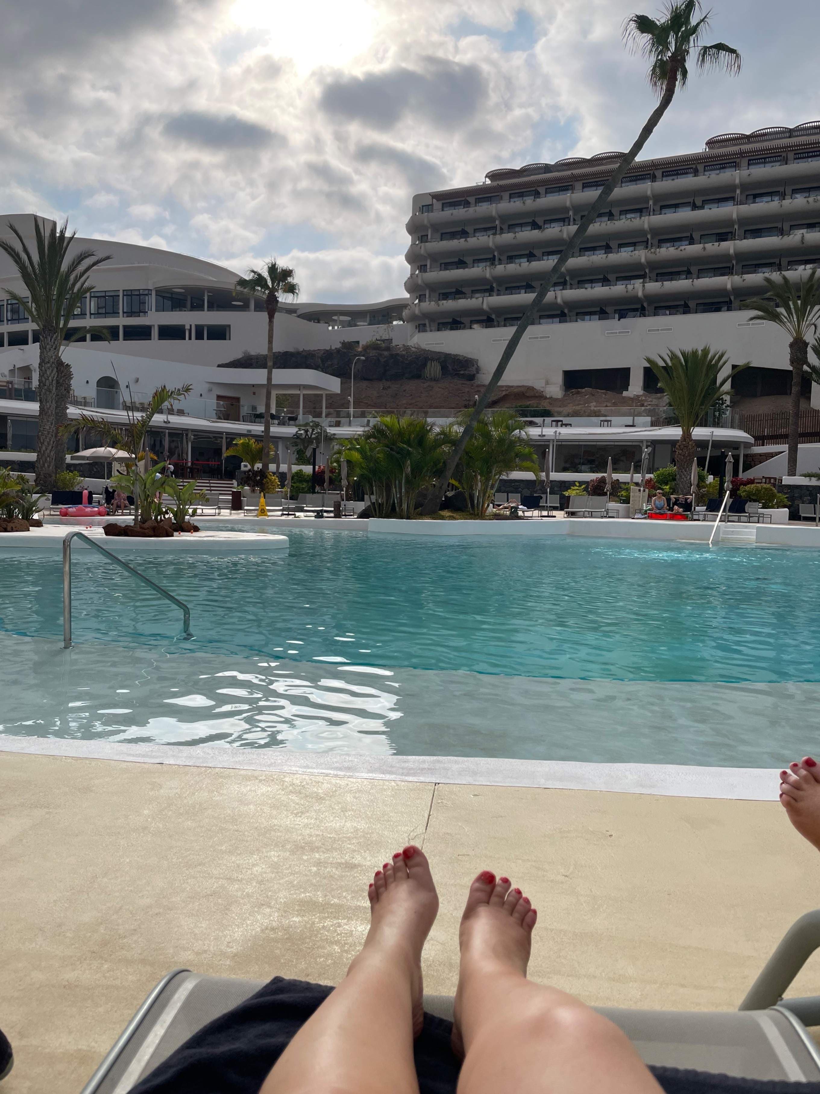 Lou lou’s feet and fun