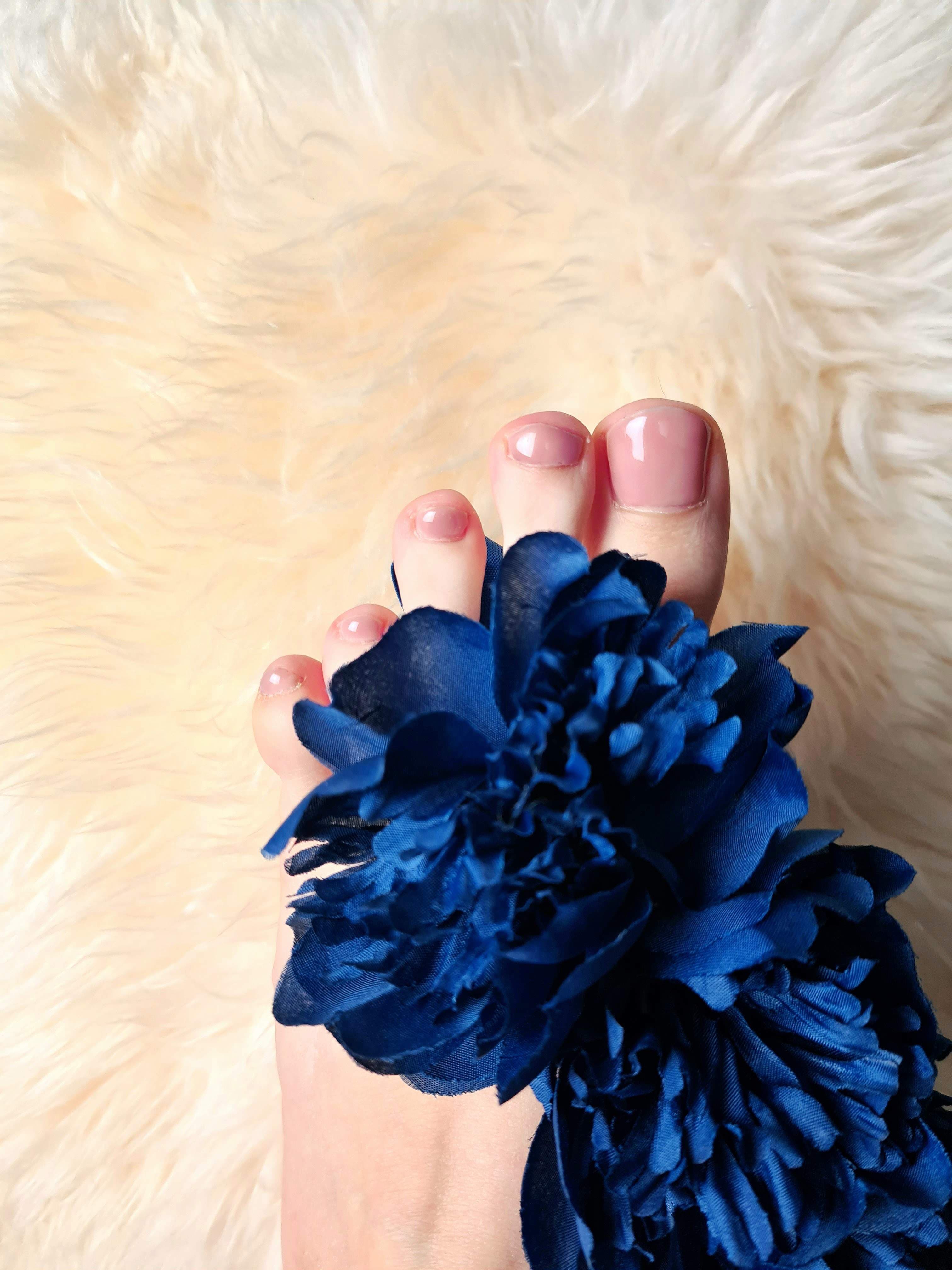 anouska(s)feet