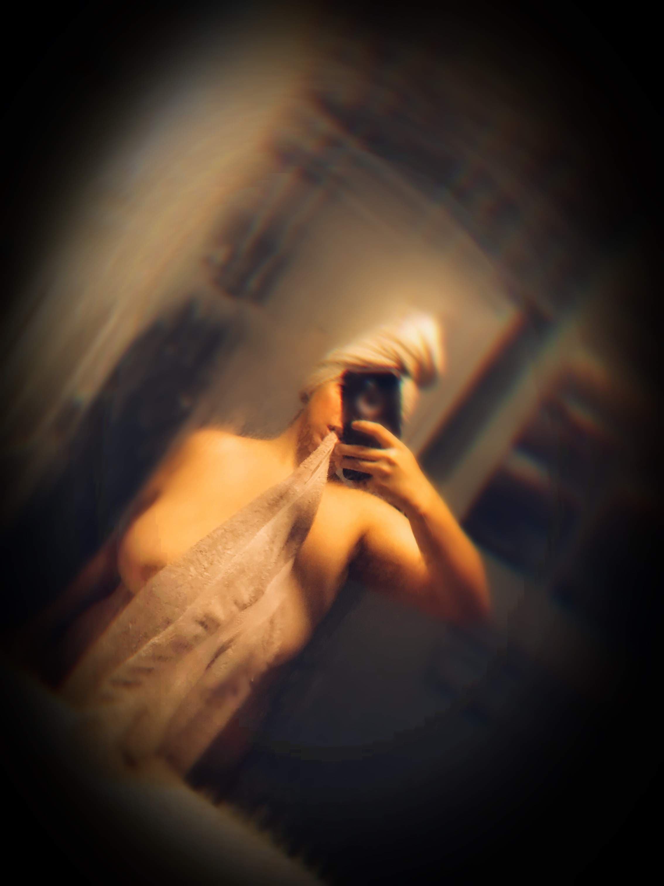 E ✨