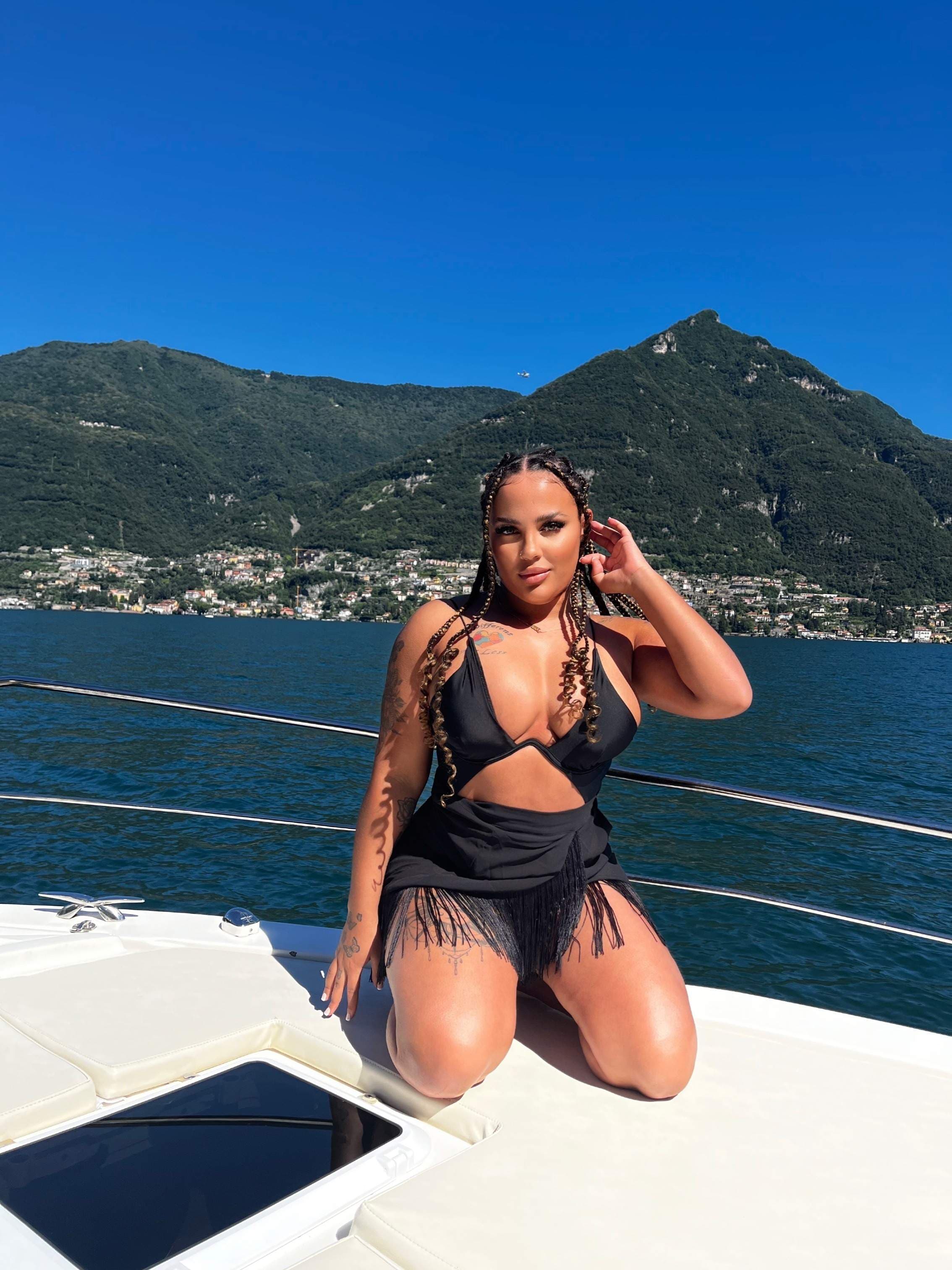 Latiesha Jones (FREE)
