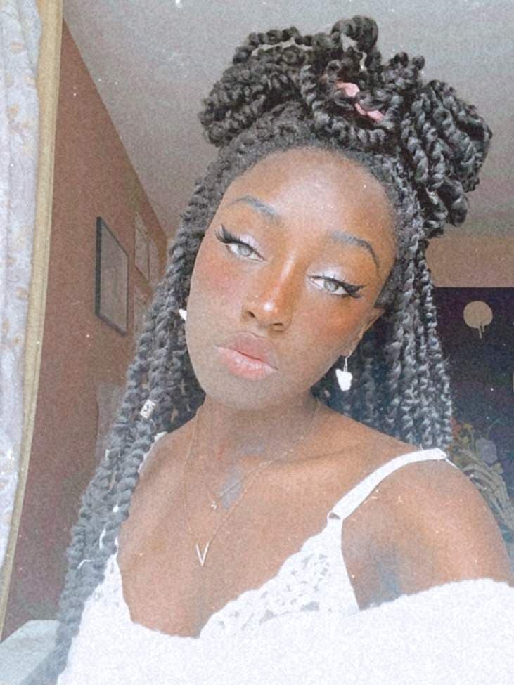 ‧͙⁺˚*･༓✩𝒱