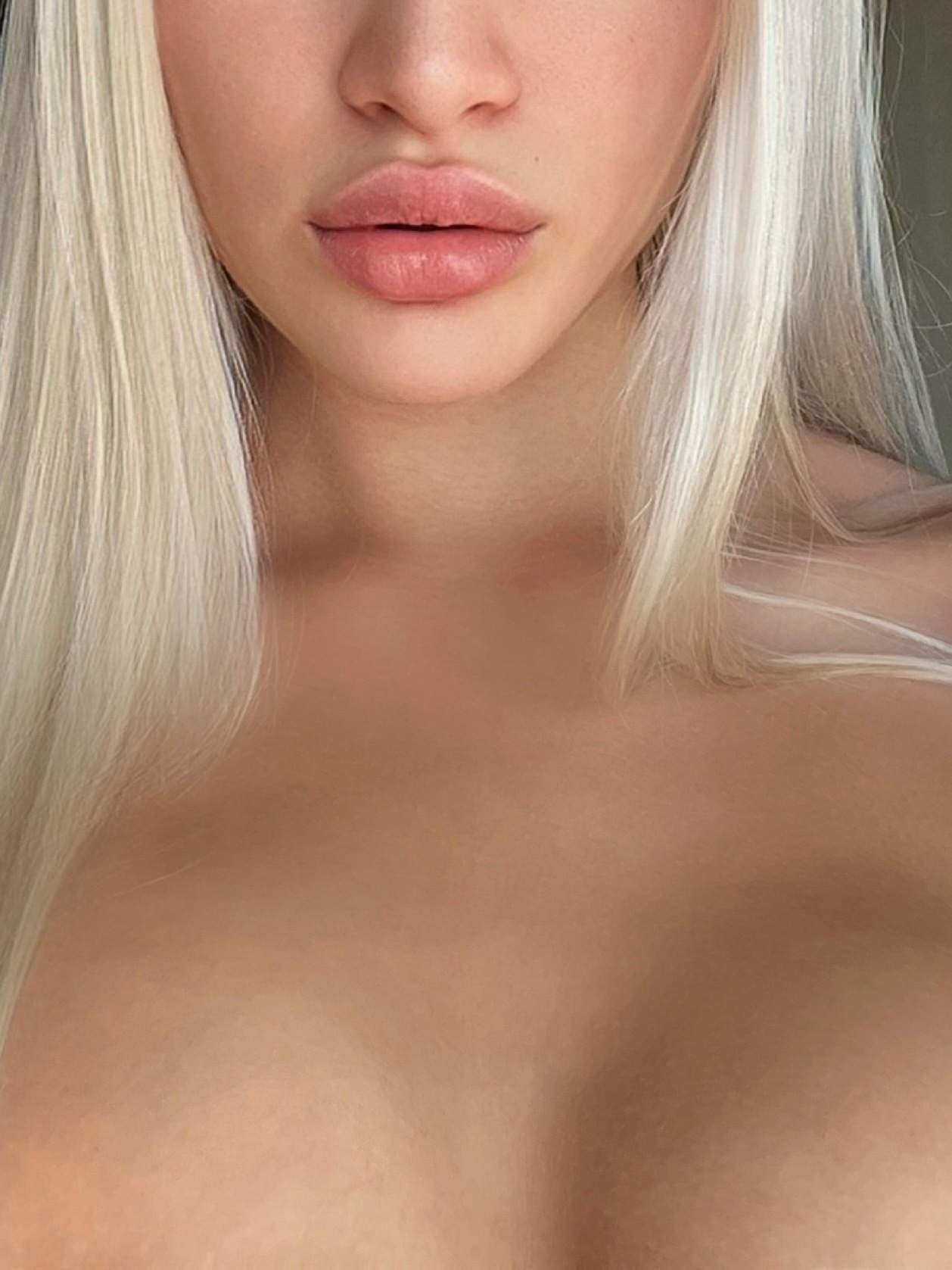 Blonde Goddess