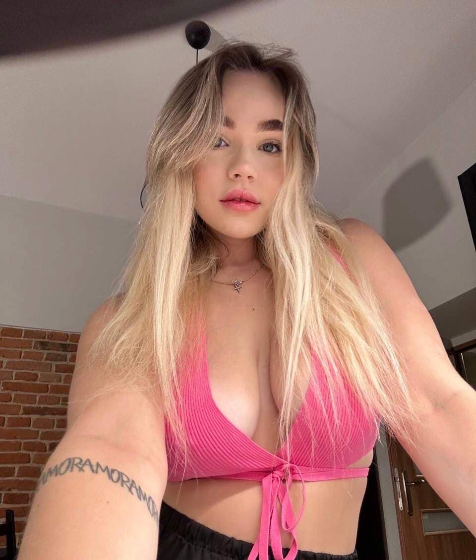 April FREE 🤭💞
