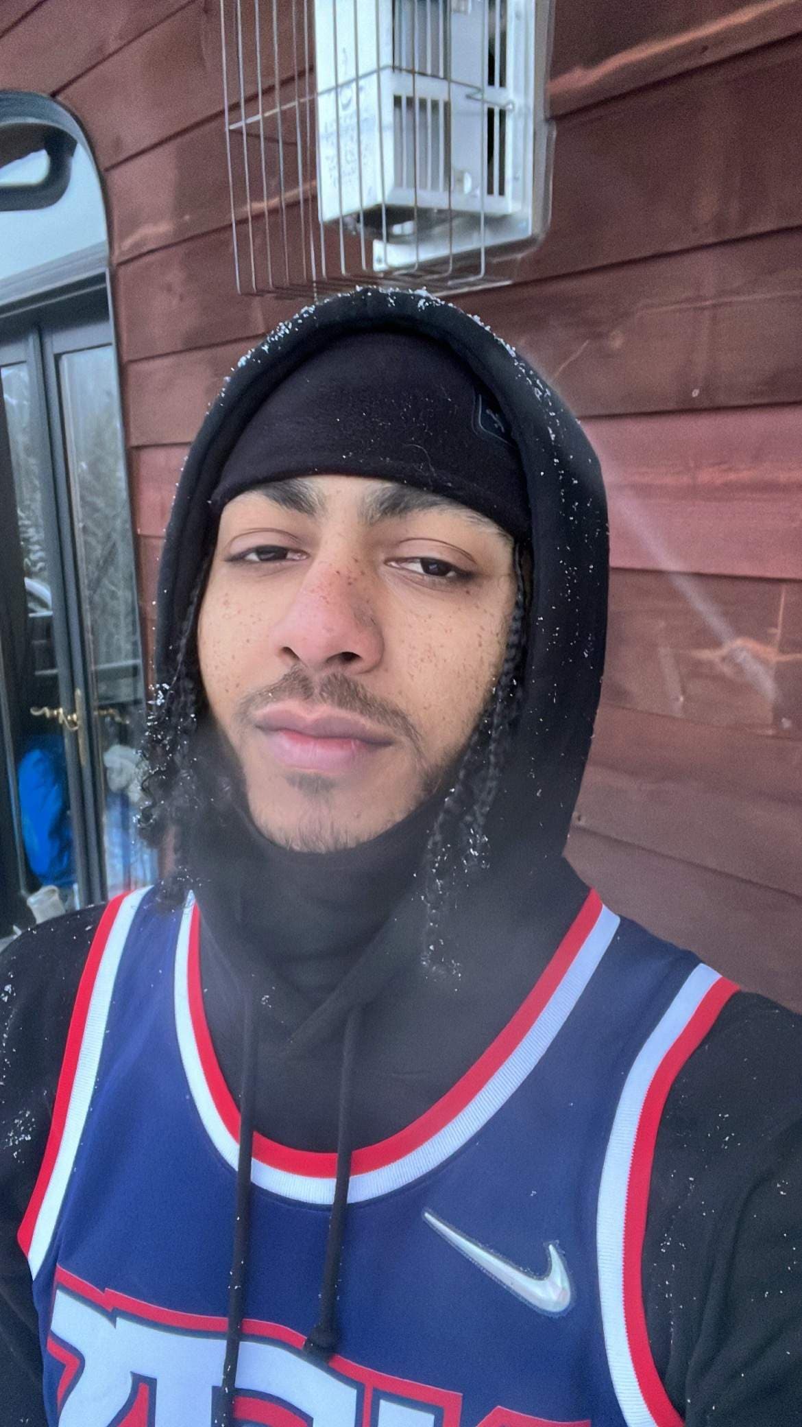 KB 👨🏽‍🎨