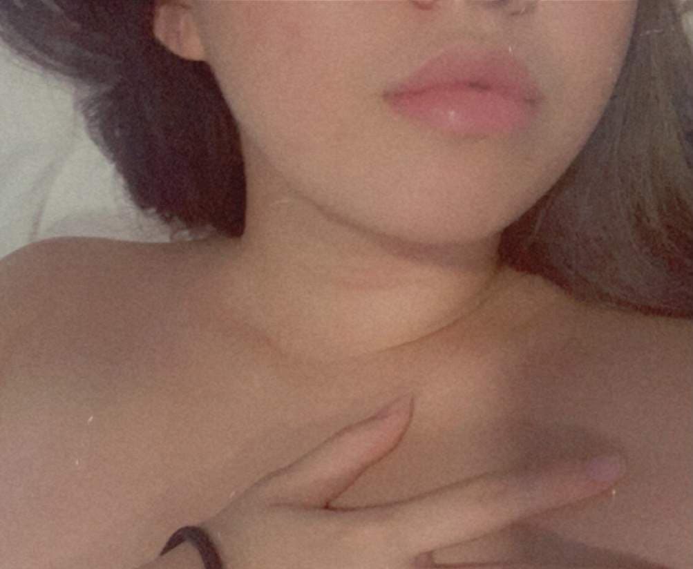 Clara x