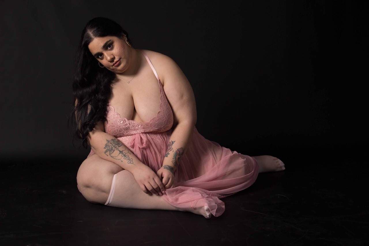 BOOTY QUEEN 🍑 FREE