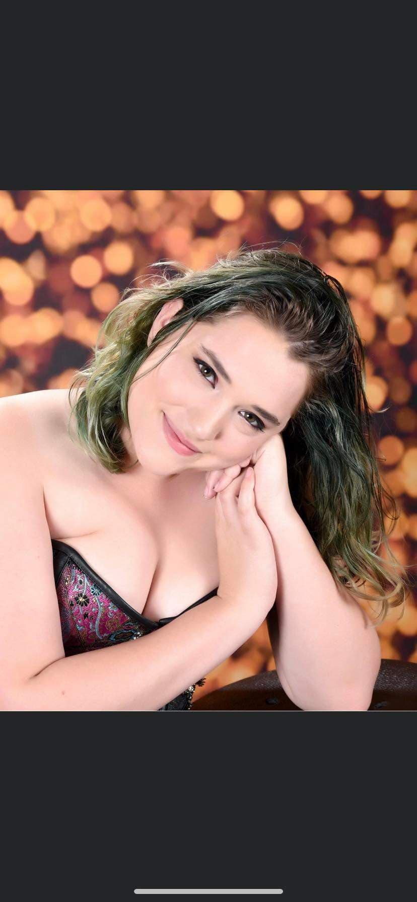 Amber Moons @ 18