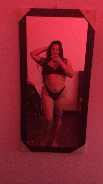 Nahomi Molina 😈