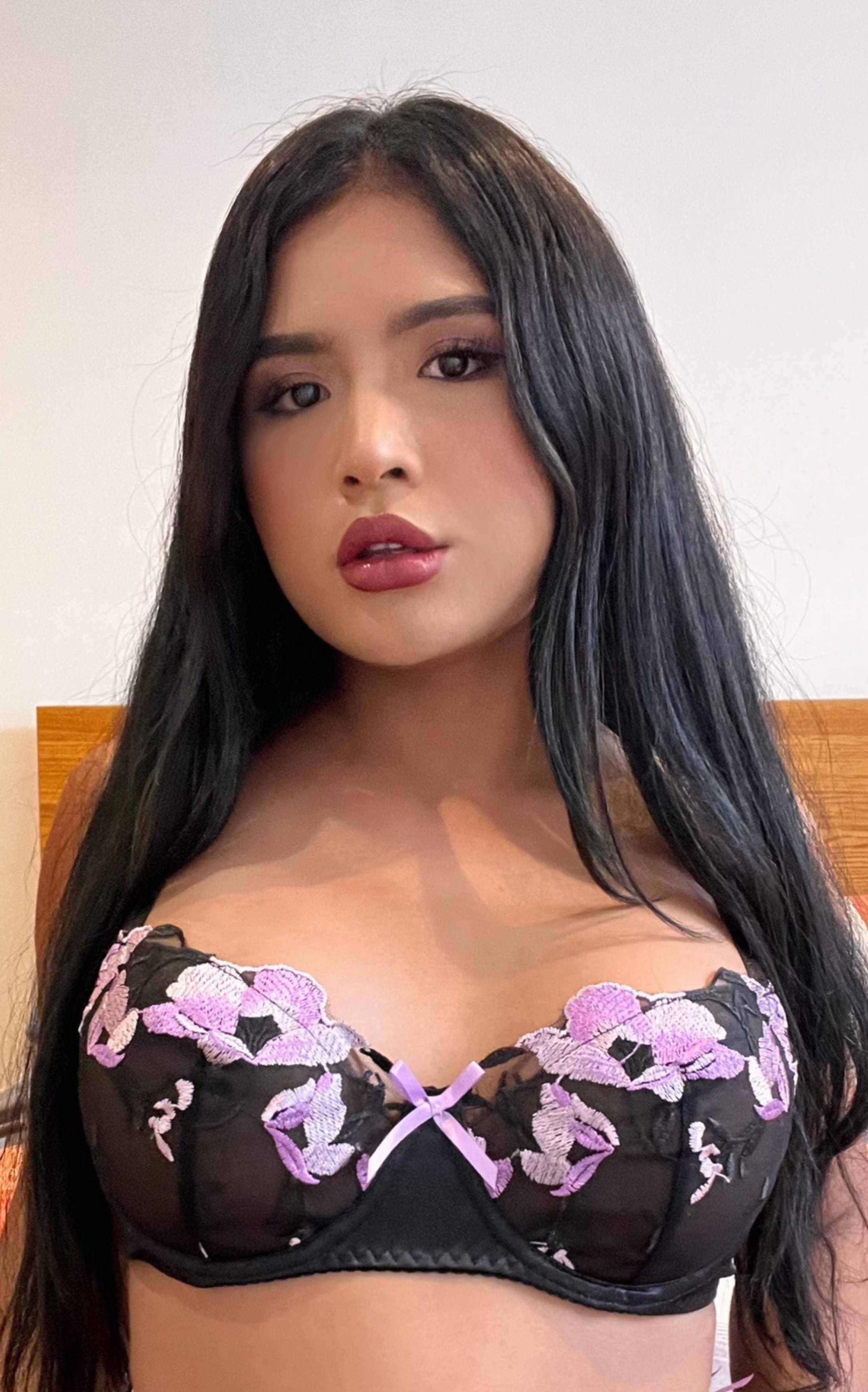 Hannah 🎀 VIDEOCALL 𝙂𝙁 🎀