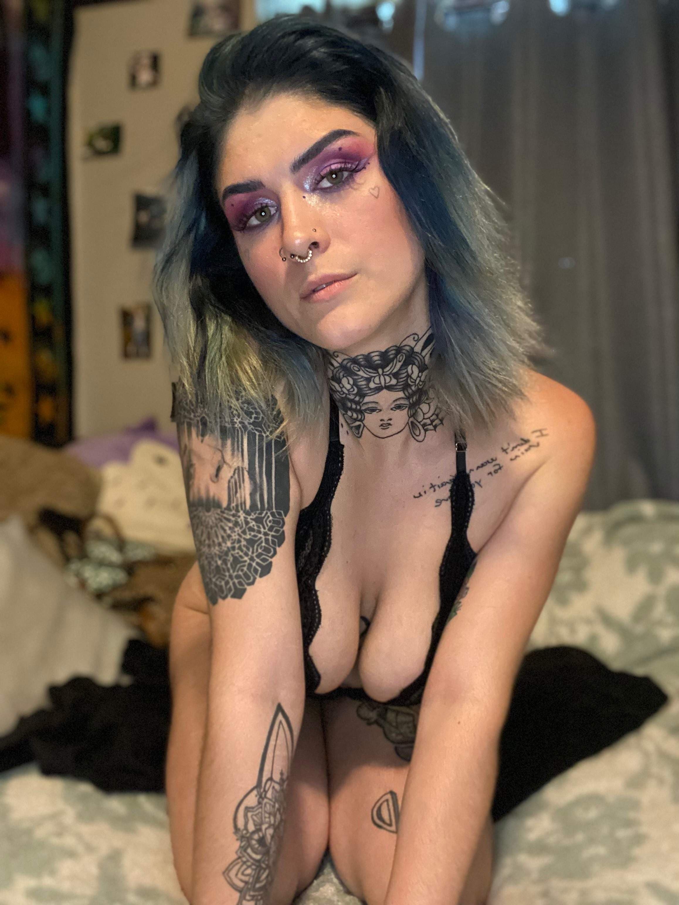 Bella Moon 🌙✨