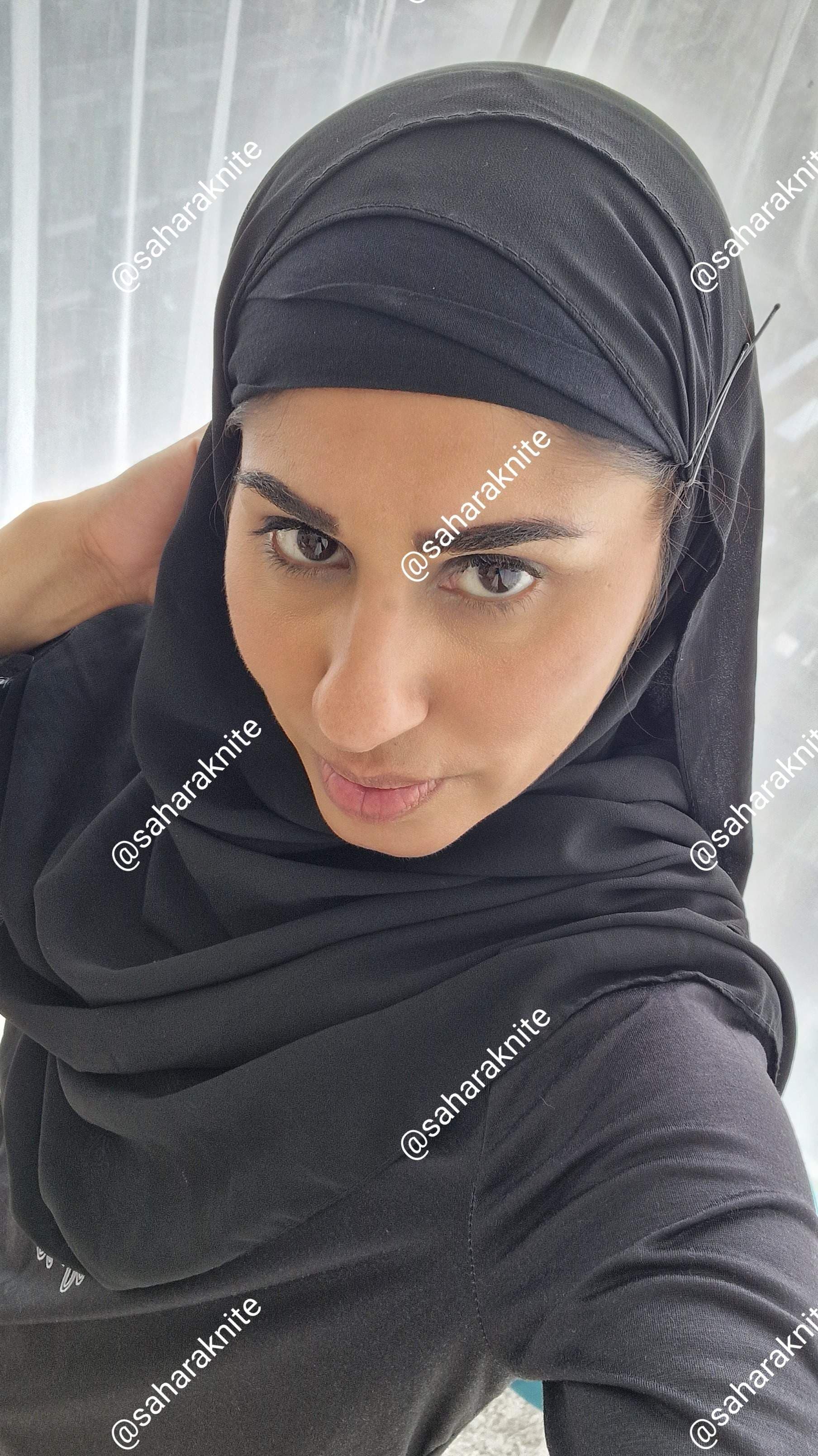 Hijabi Bhabhi