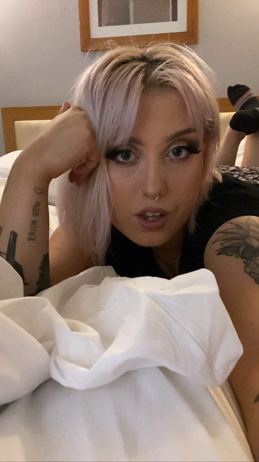 goddess J