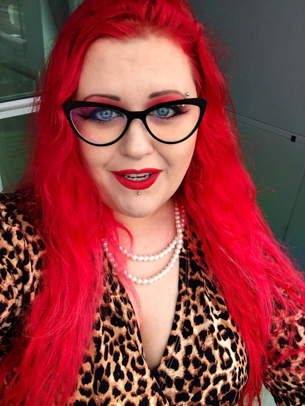 Michelle - 🦇Witchy Weird💫