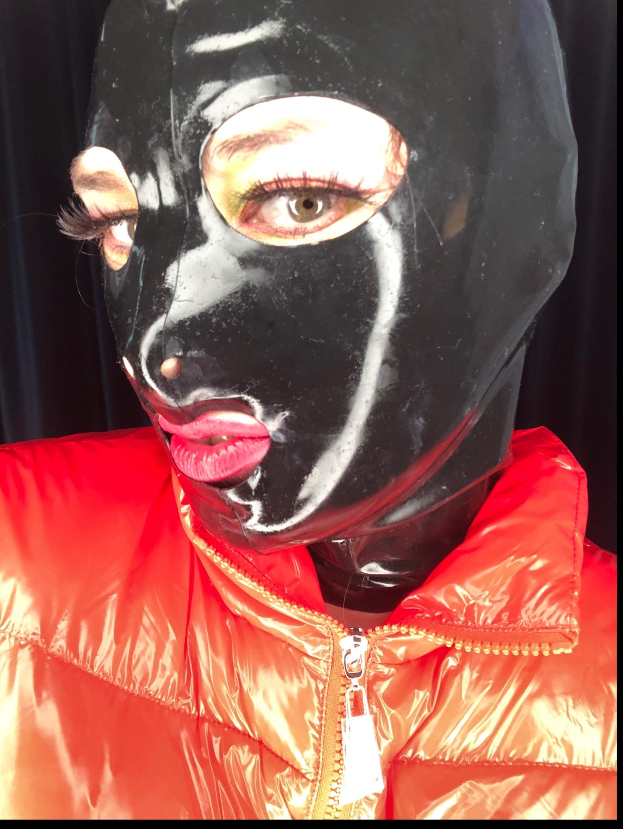 Alisa in wonderland of latex and fetish