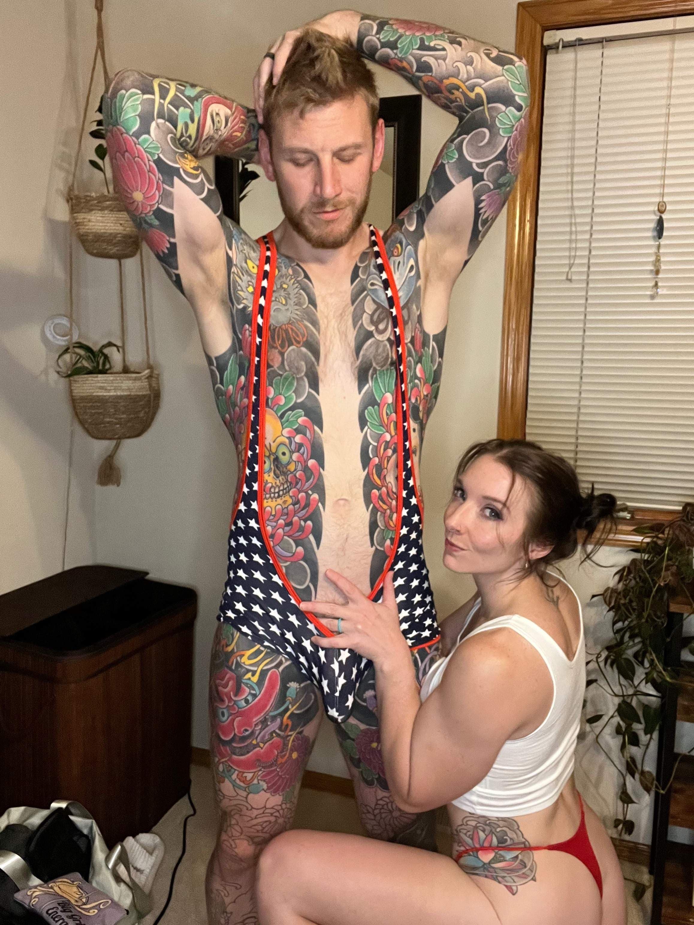 Onebig_tattoo_&_wife