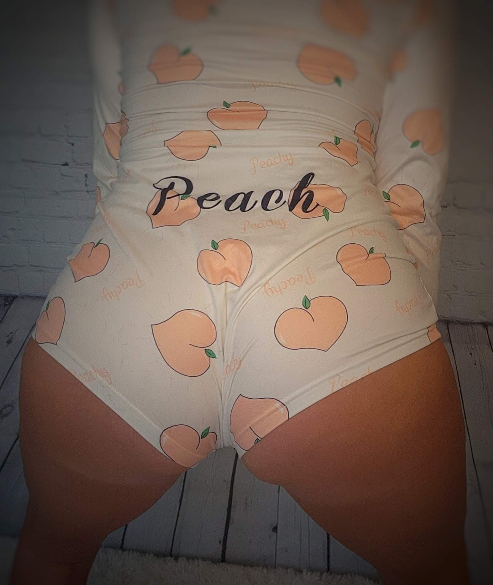 Pretty Peaches FREE
