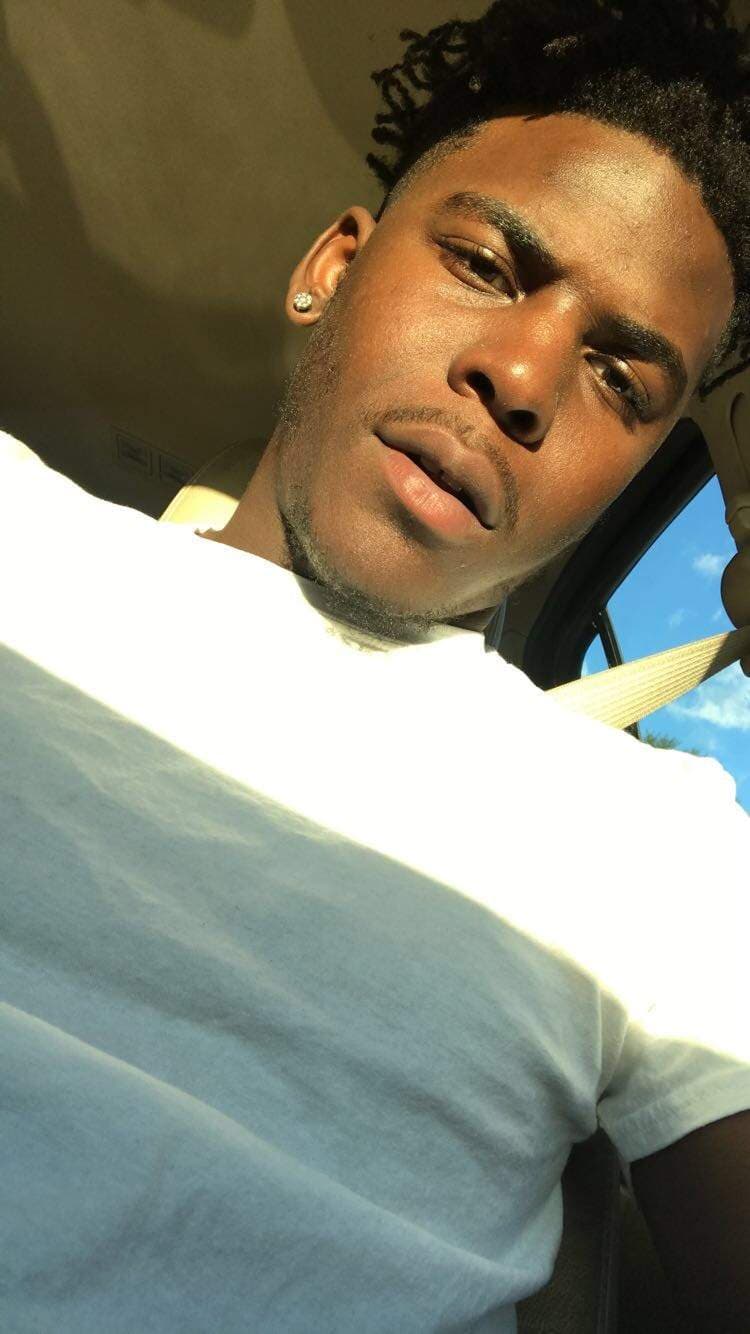 ItsDee T