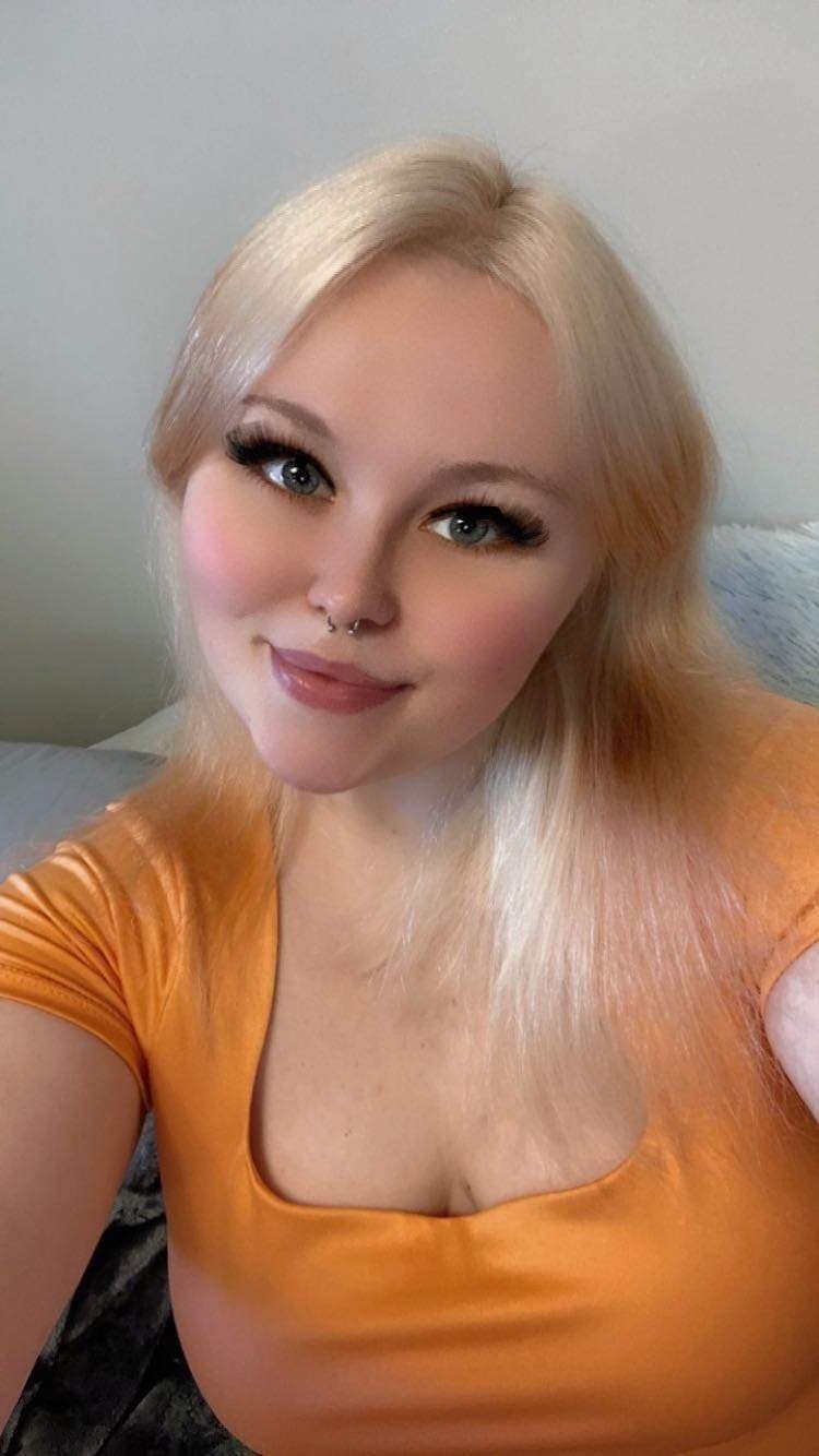 ❤︎︎ash❤︎︎