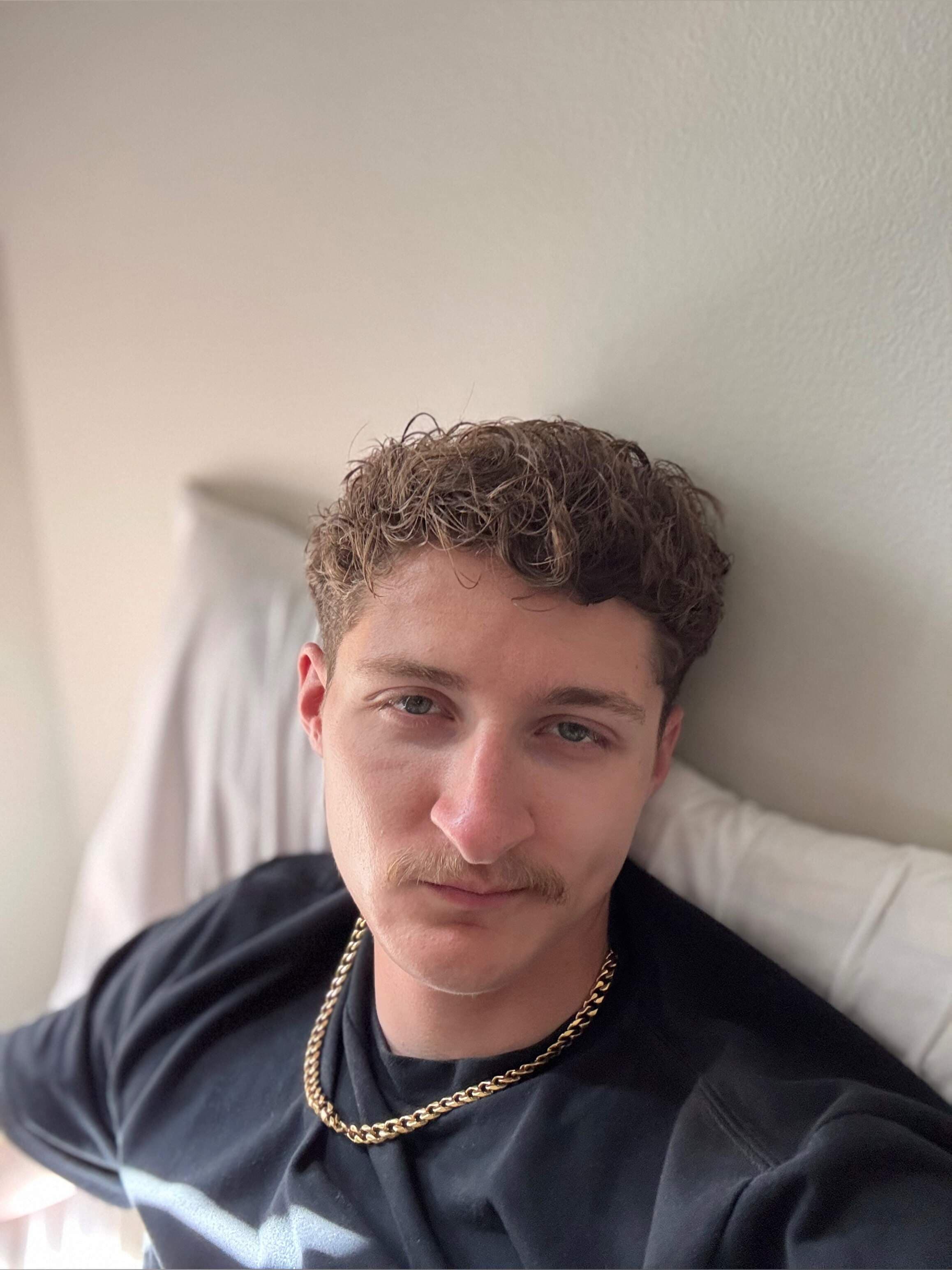 AaronLennoxXx