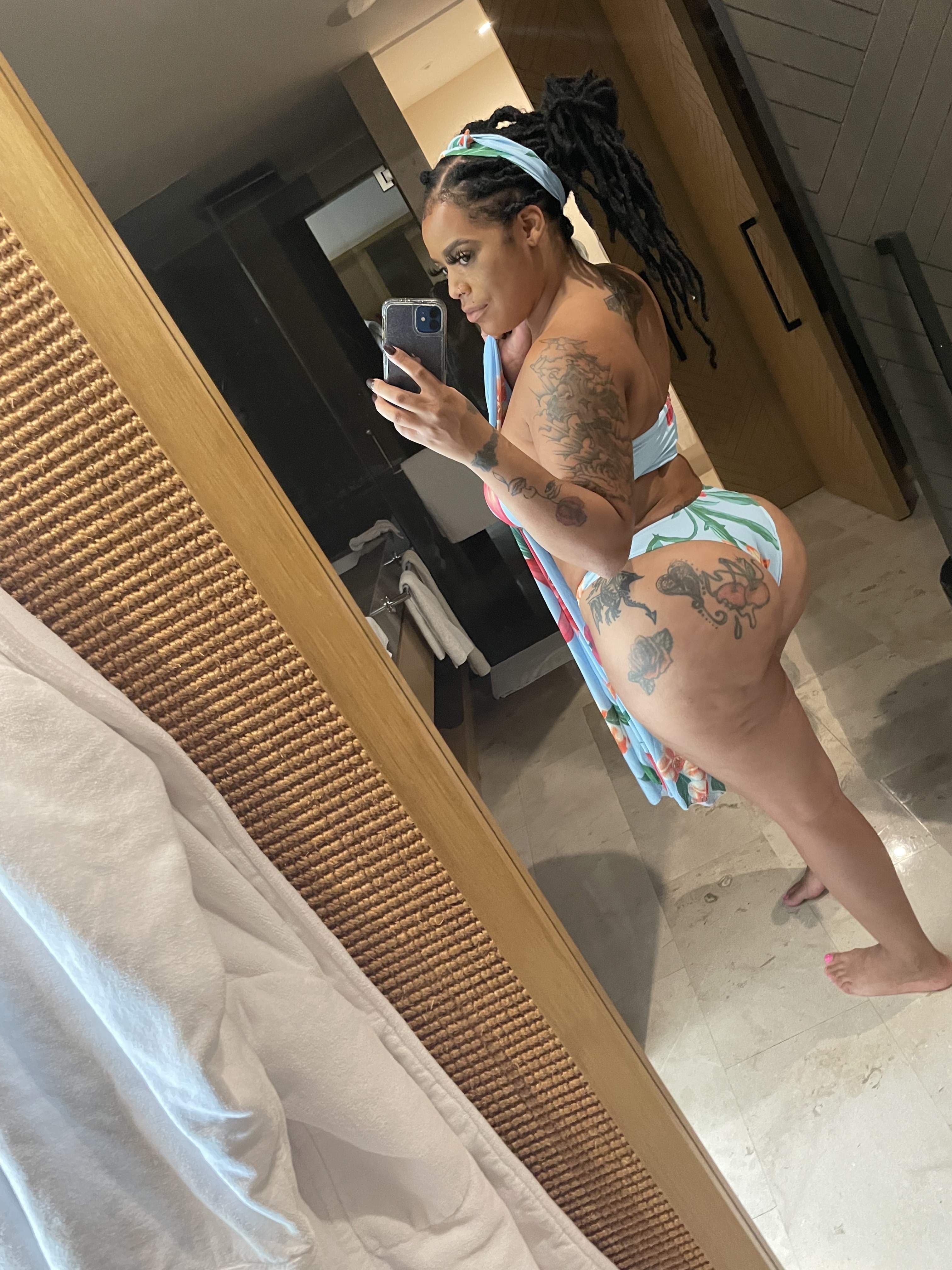 Prettyashashley