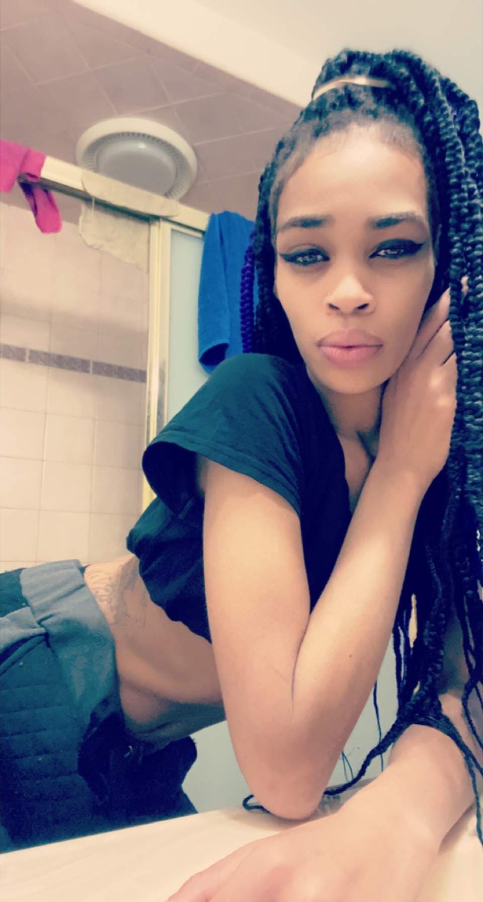LickMeLightskin
