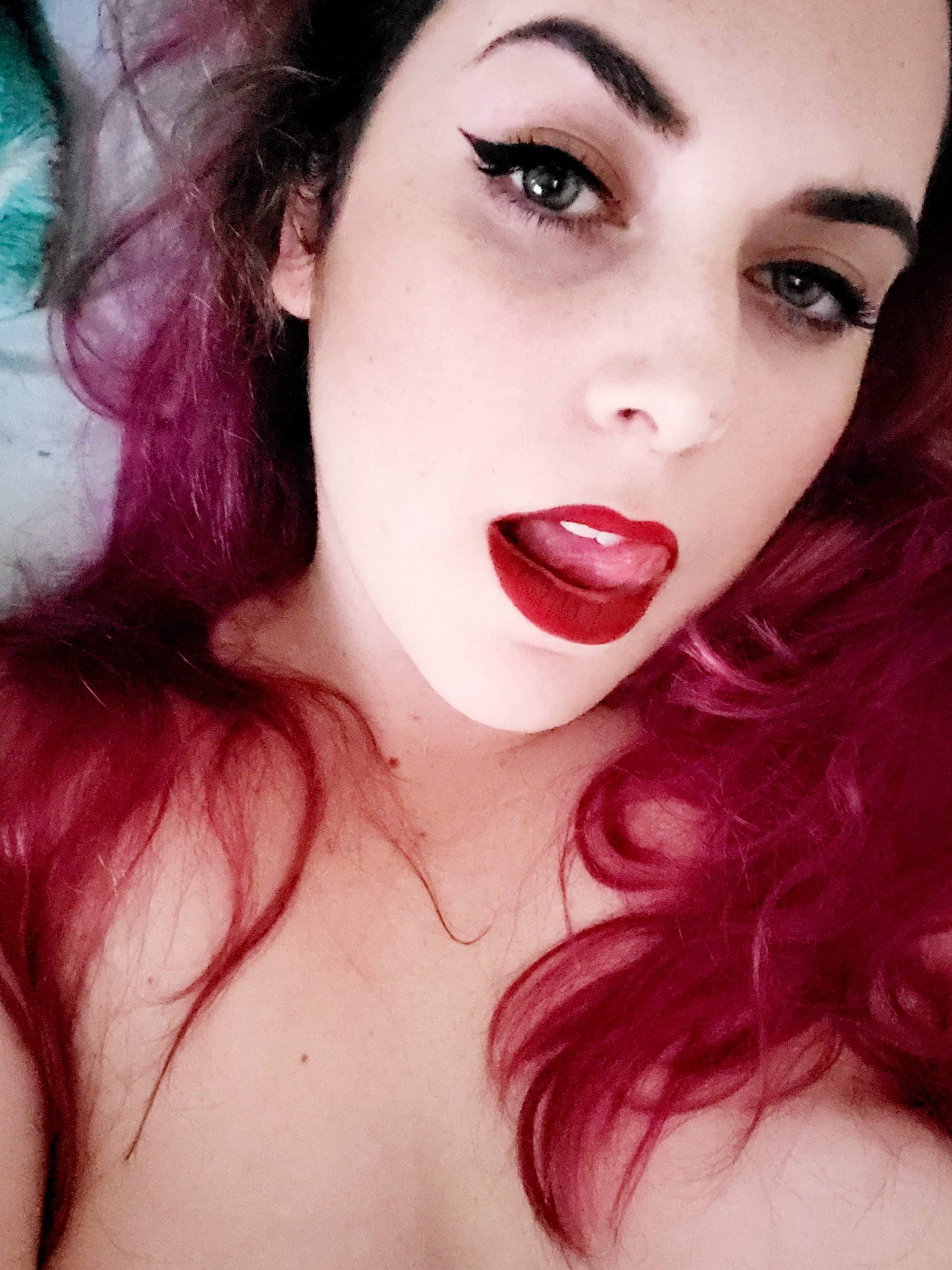 Tori Sins 😈