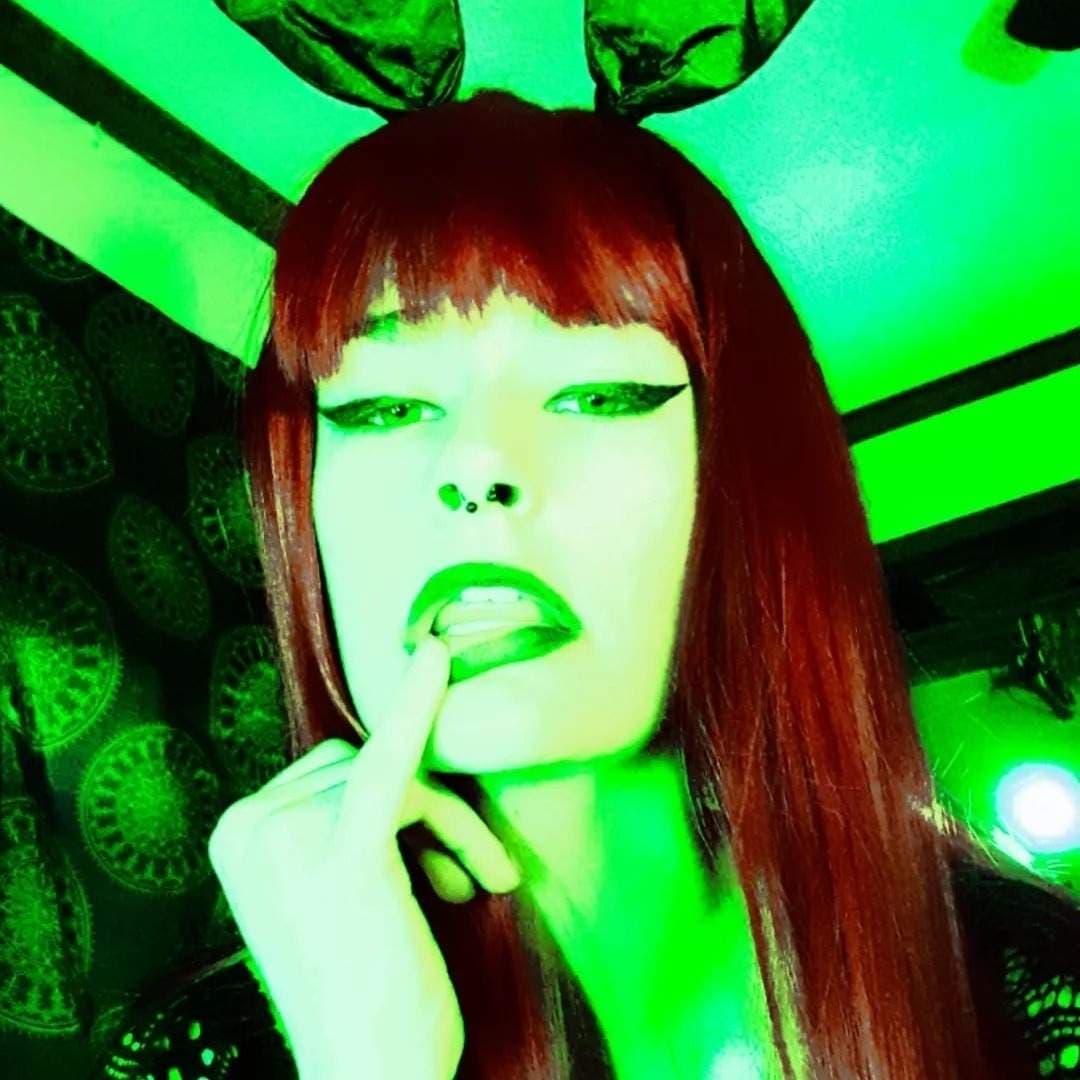 ༻AMBROSIA༺