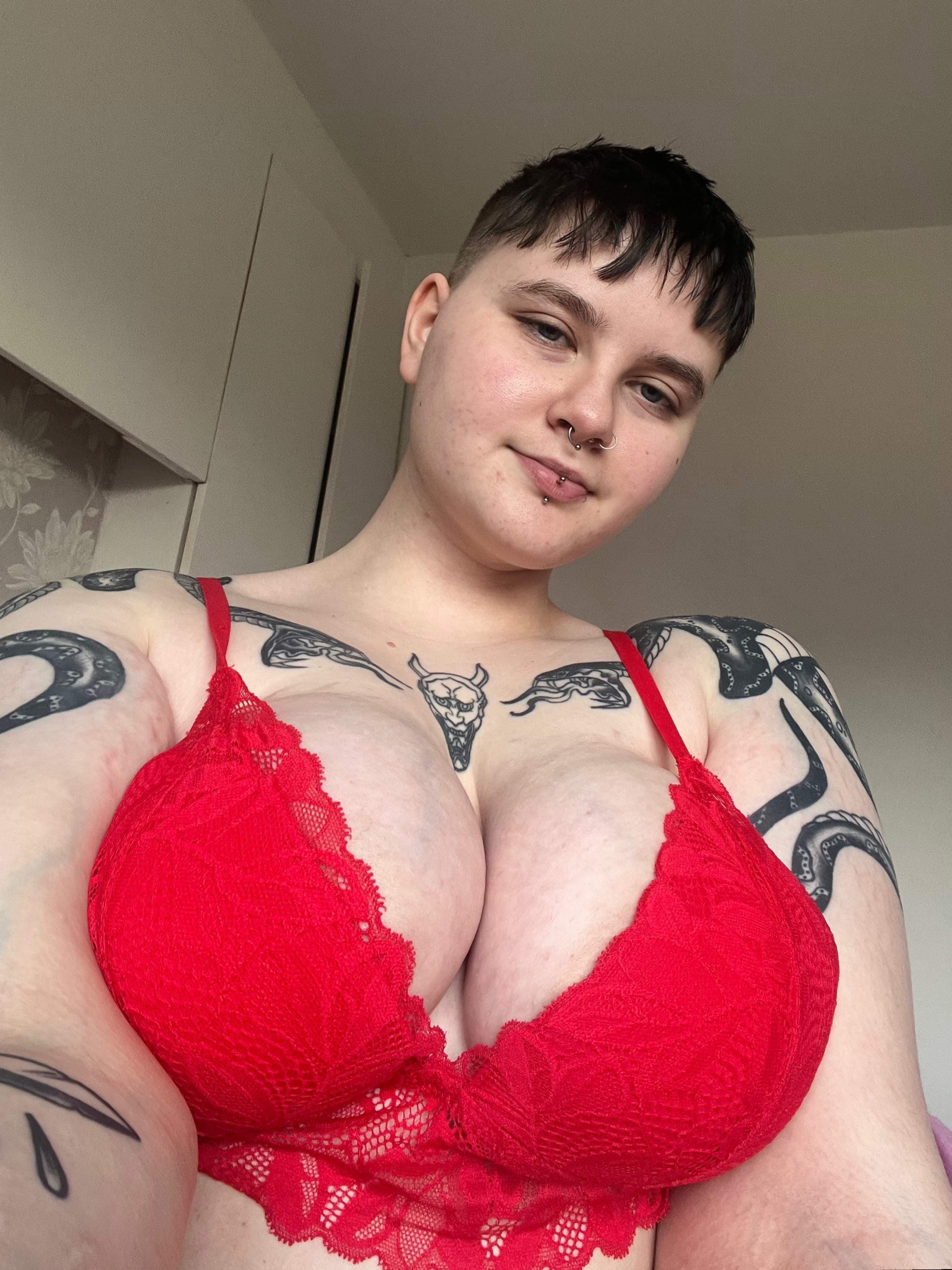FREE DICK RATE 4 NEW SUBS 🌶️