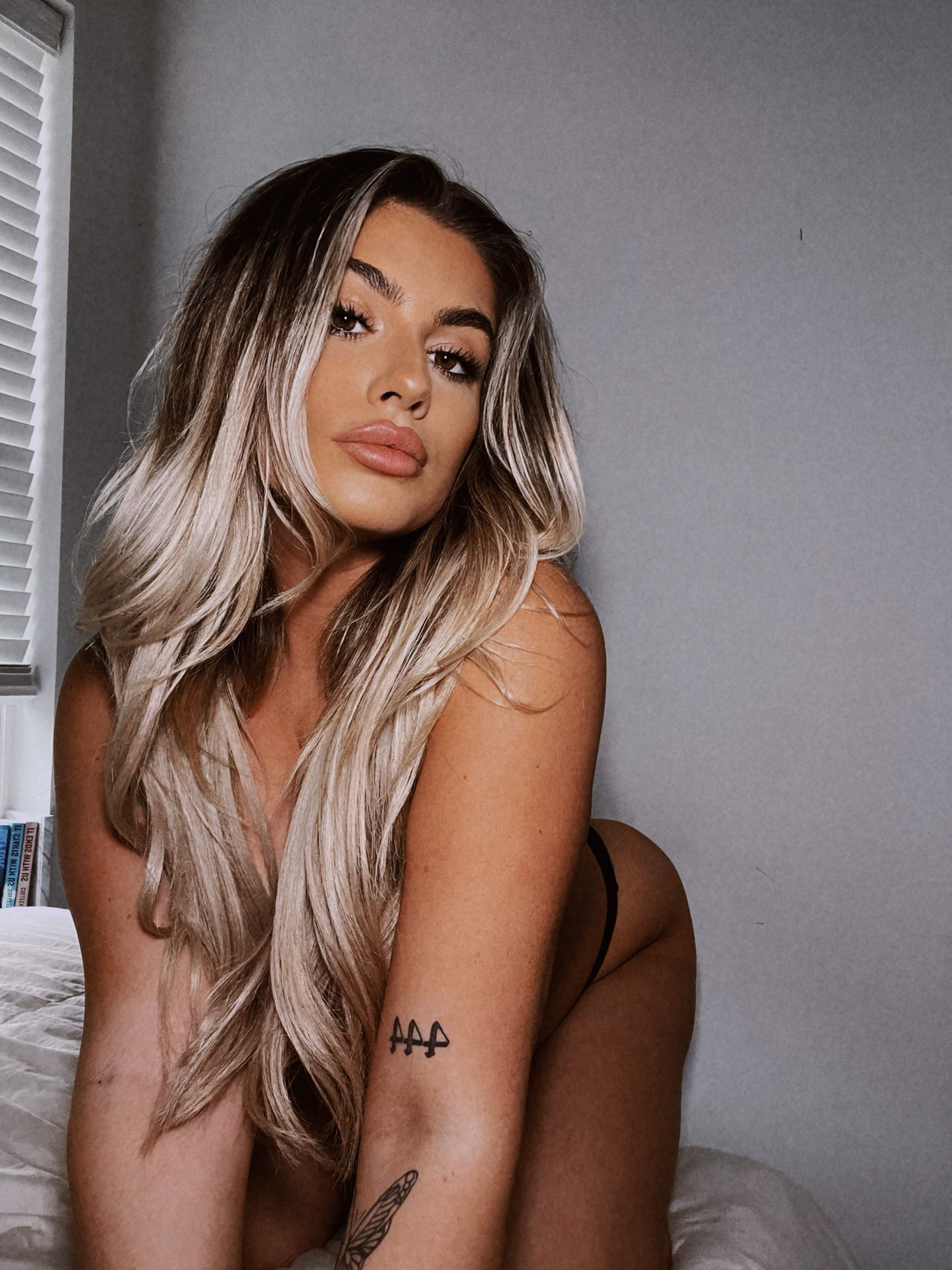 emmy xo