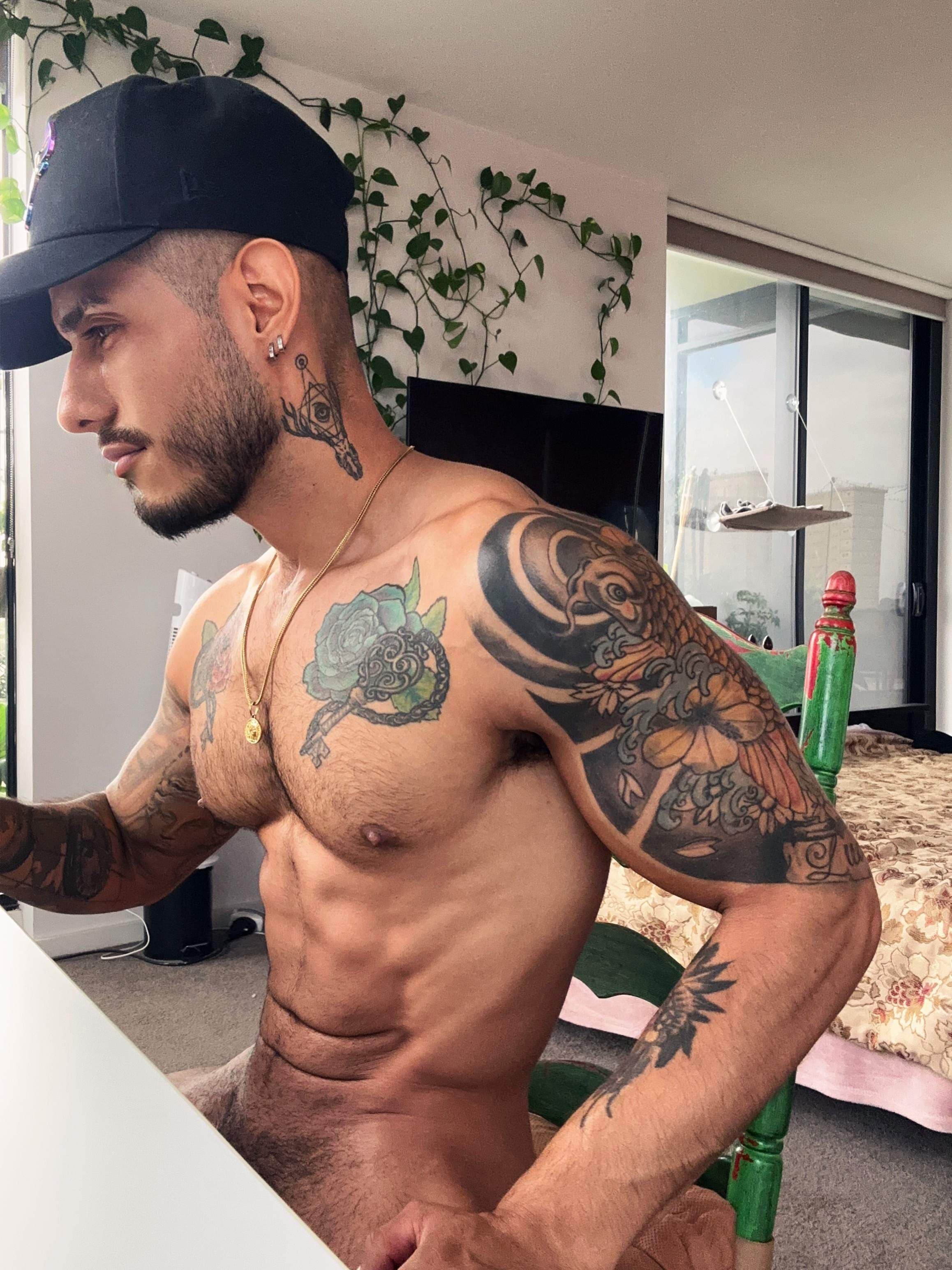 Julian Gio