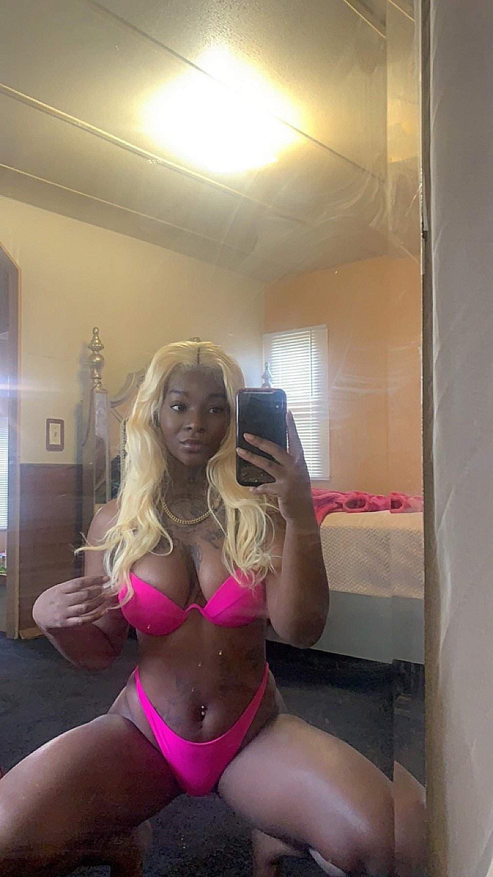 K e y l a 🥵