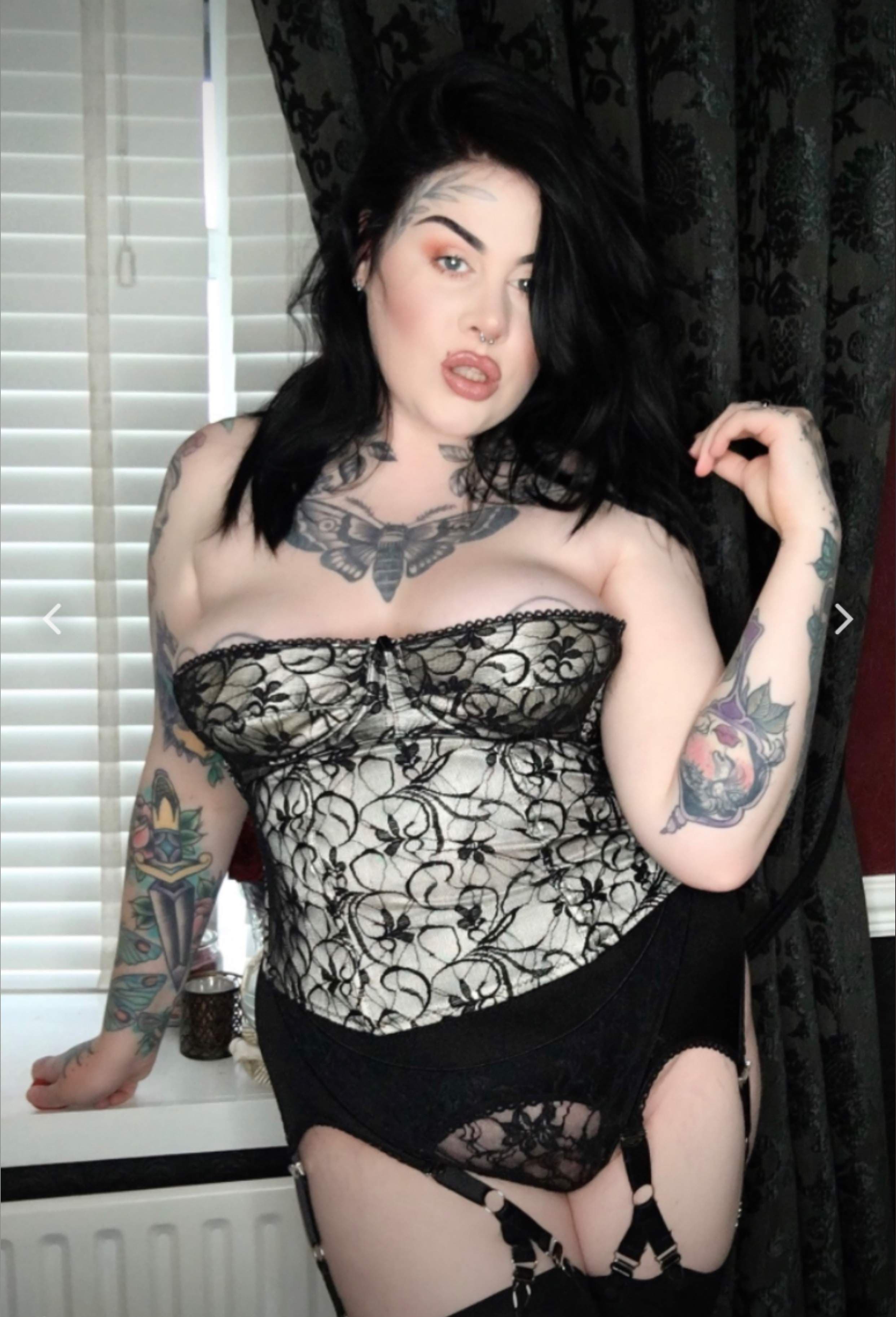 CURVY MlLF 🔥