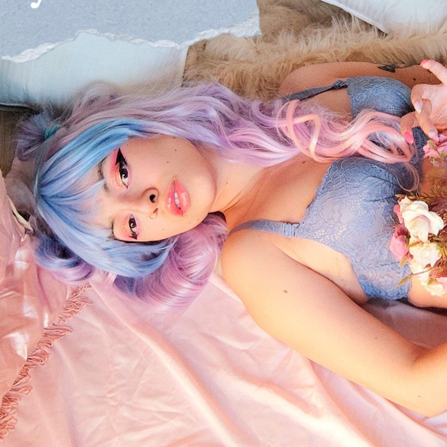 Niki Wiki 💜