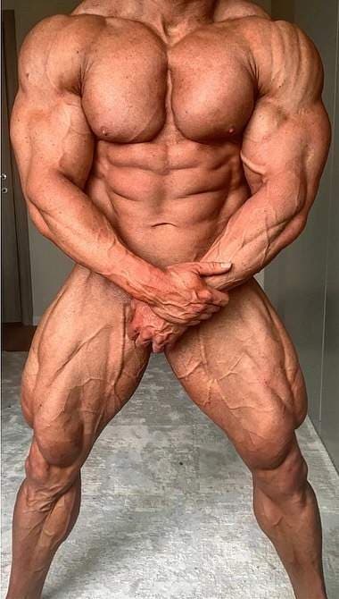 The masked bodybuider