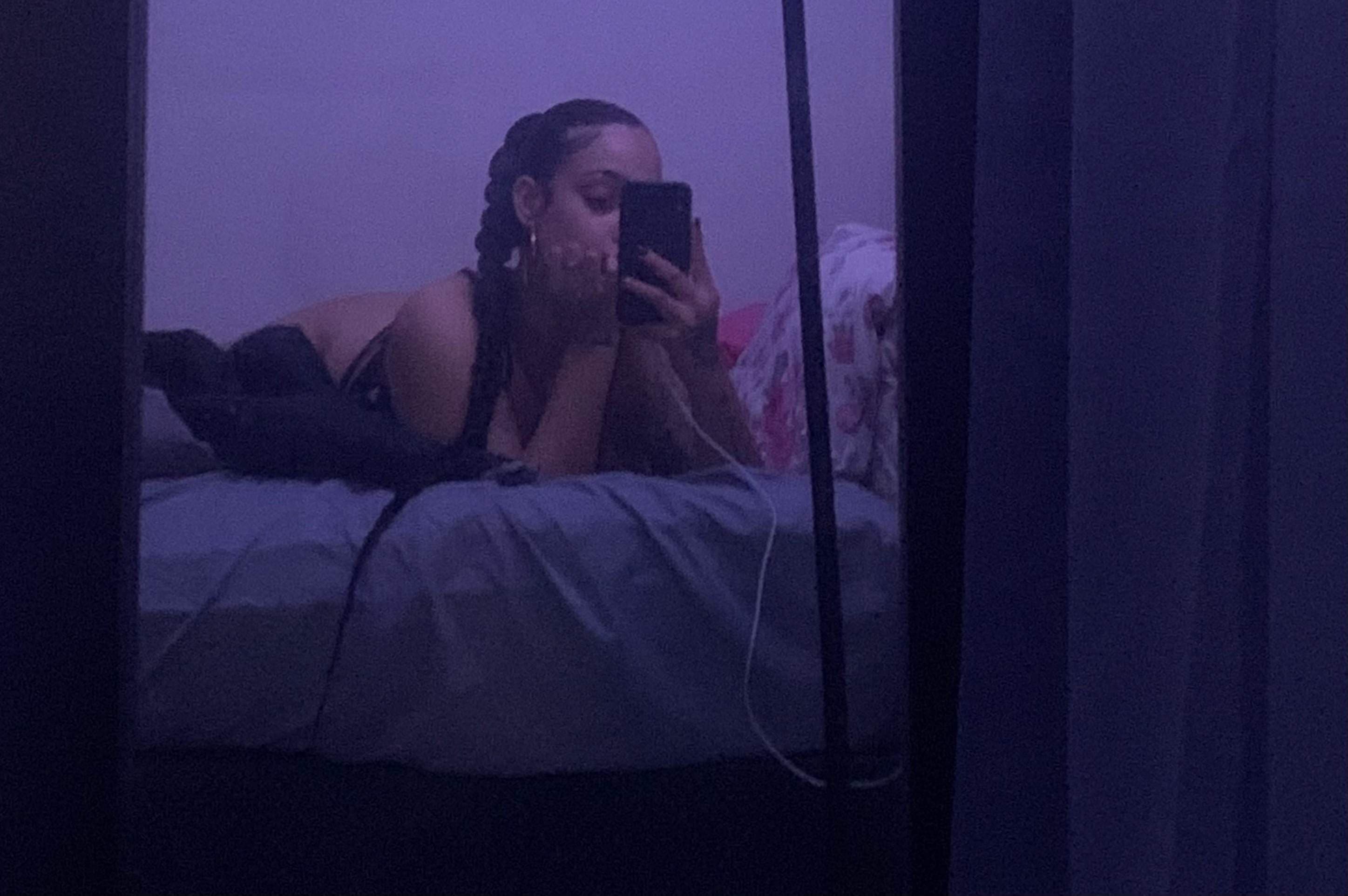 B