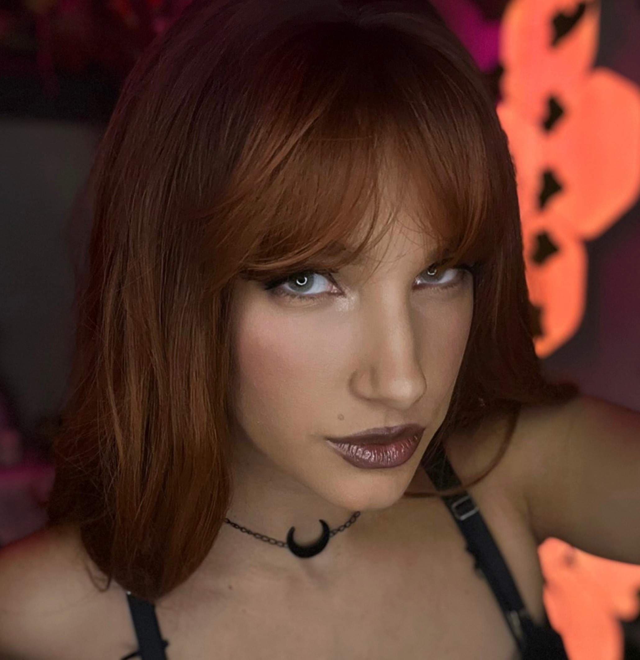 Daphne Lain