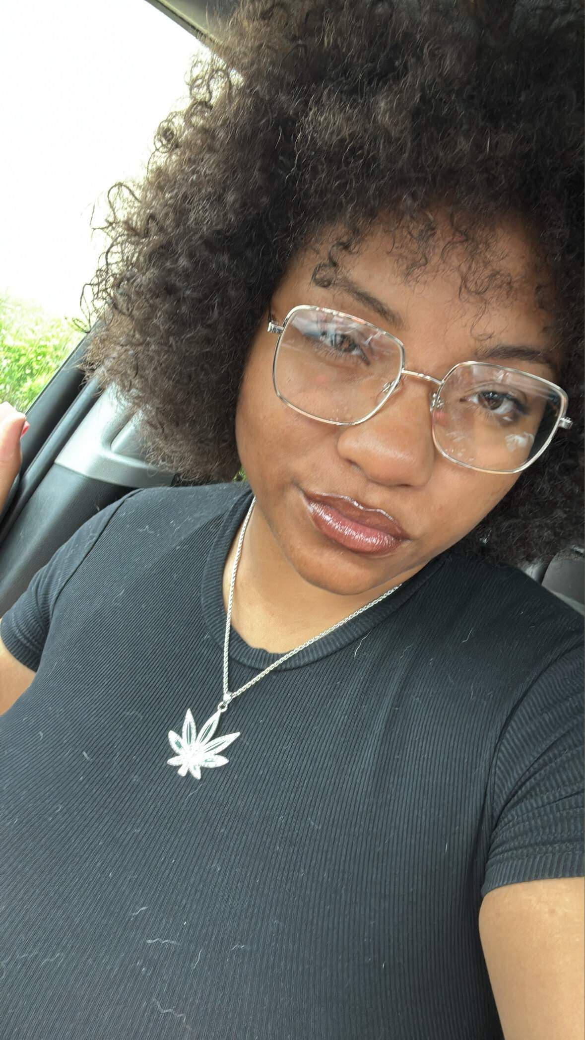 Tiá Renée