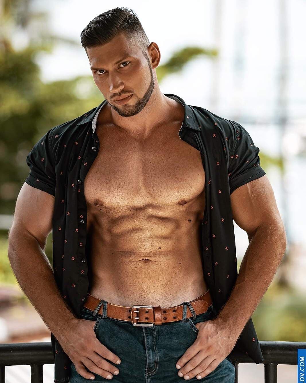 Ronnie_X