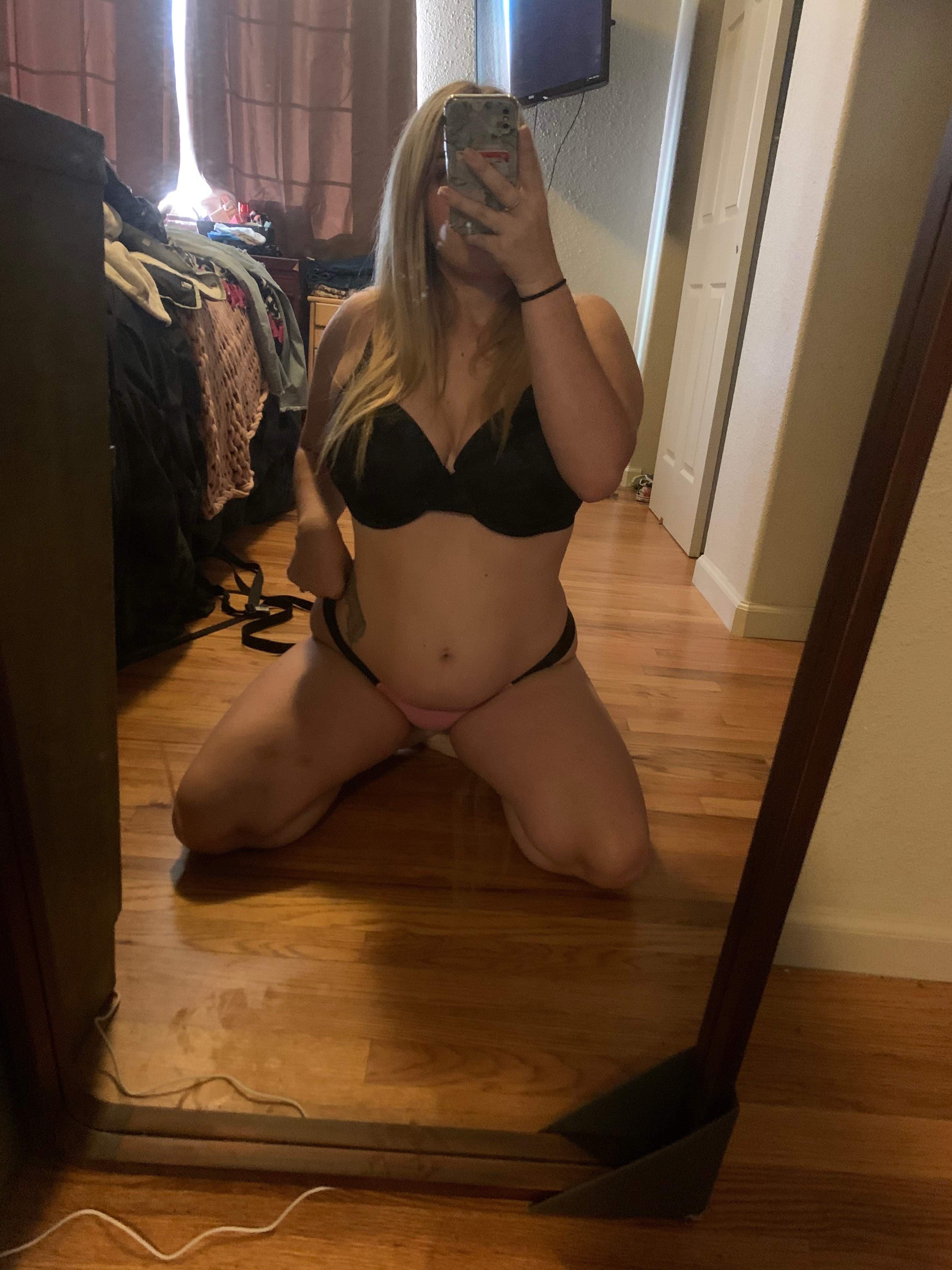 Mila Huddleston😈💋