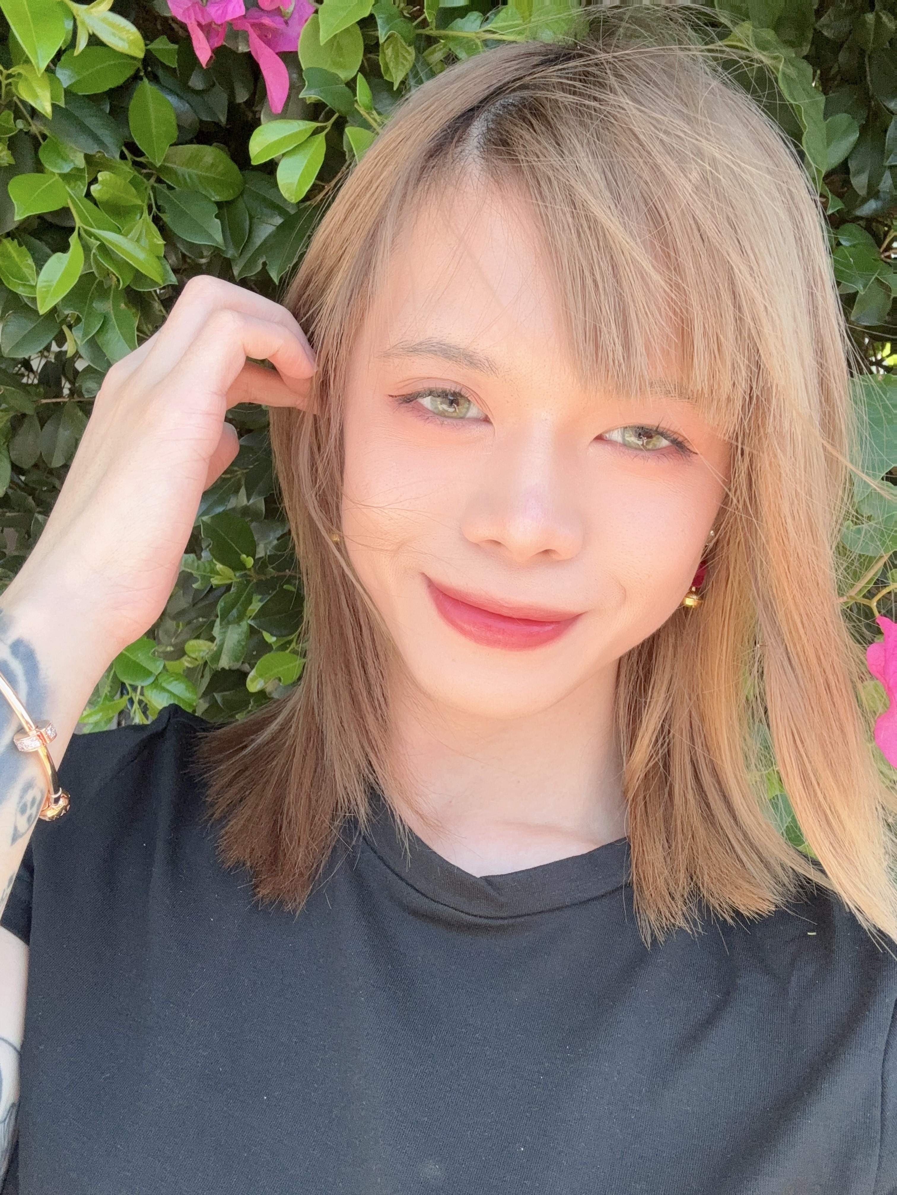 Bellaxxxtgirl