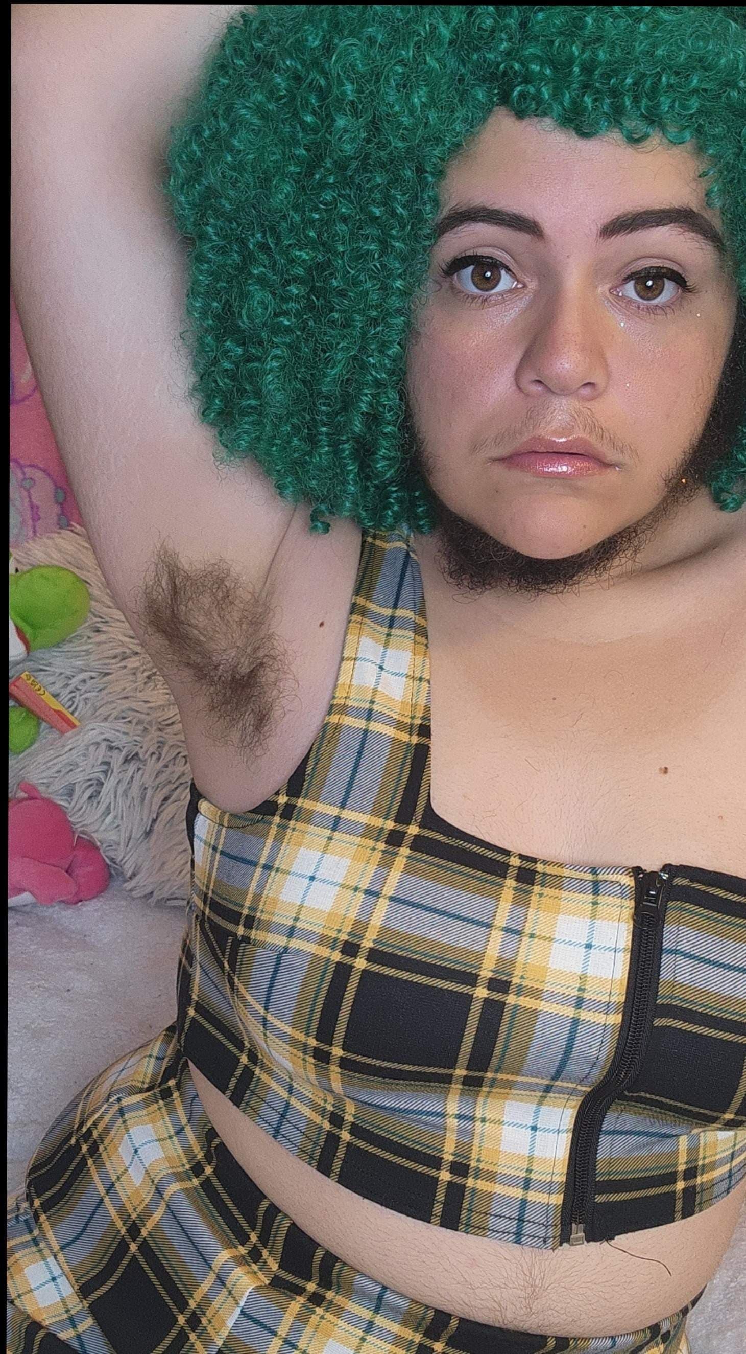 Scoobs💕Ur Hairy & Nerdy Dream Girl💕