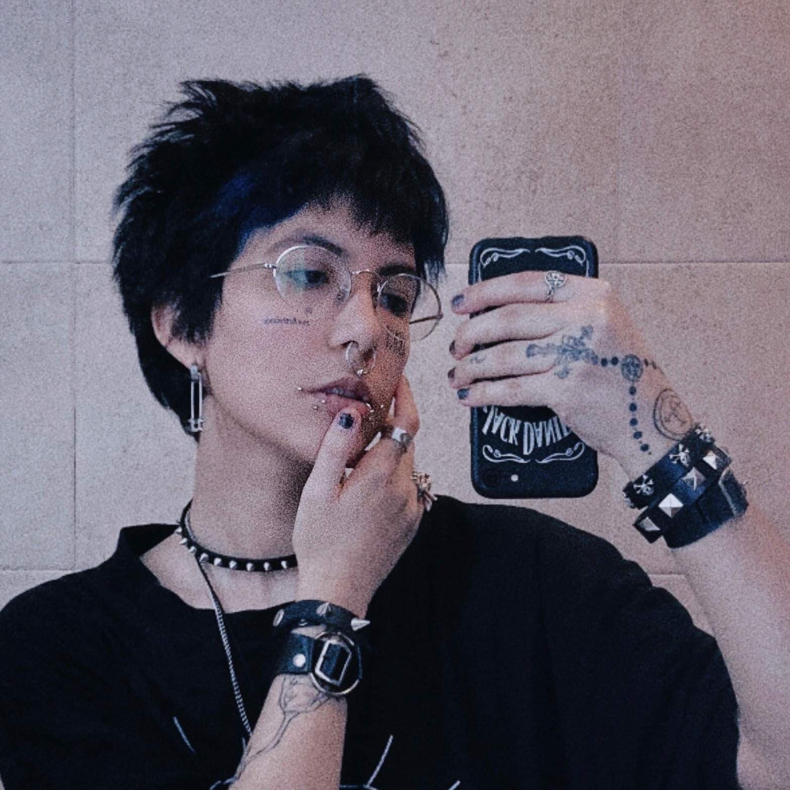 Itzel 🗝️ FREE