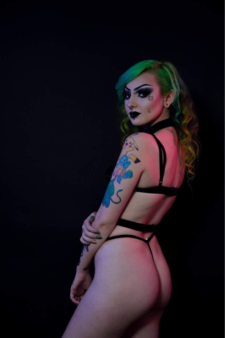 Dawn 🦇🖤