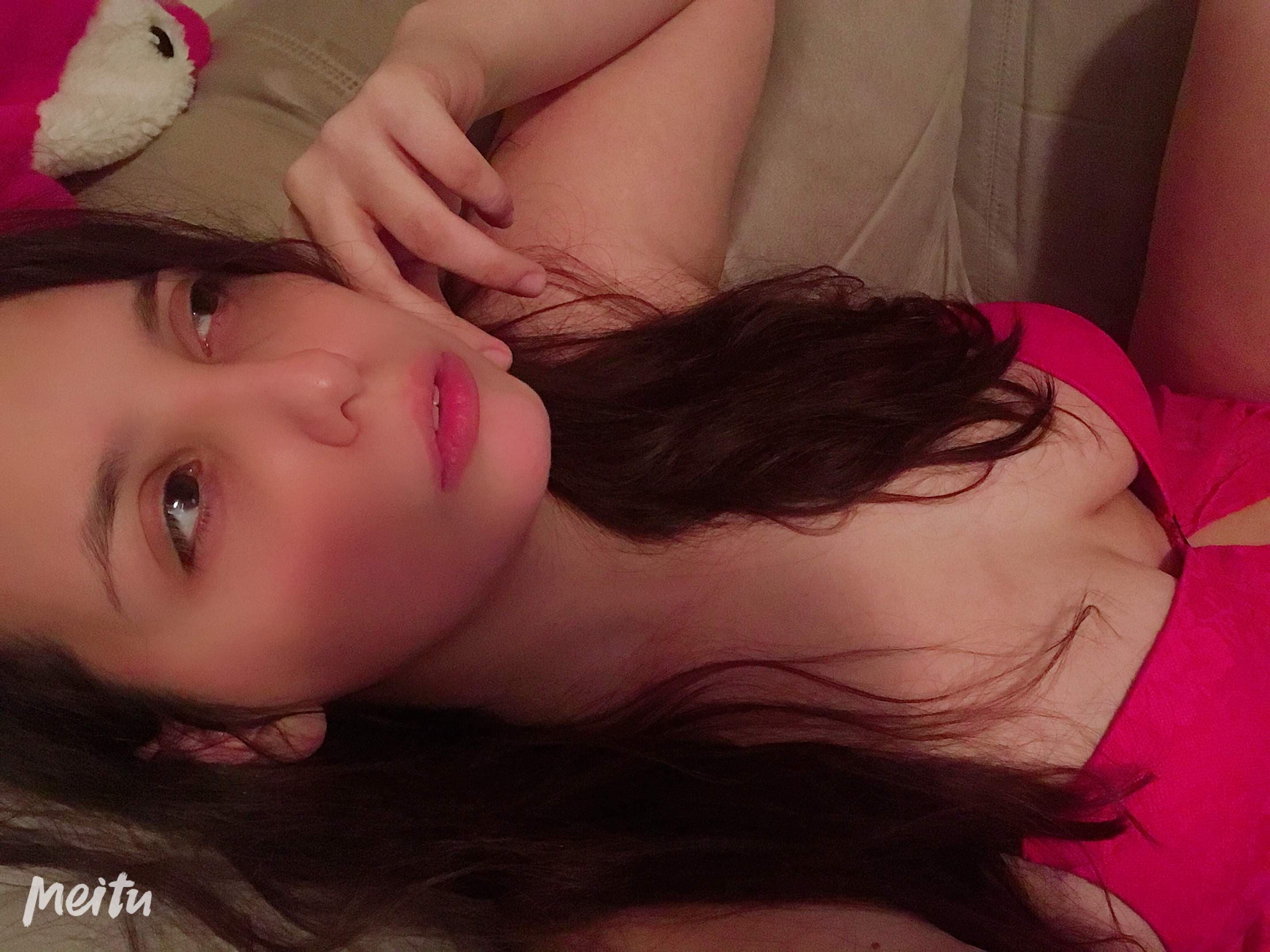 EllieTooCute